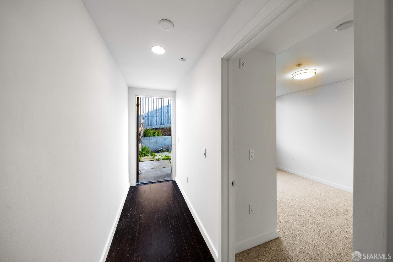 Photo #23: 426124442 Listing: Photo #23