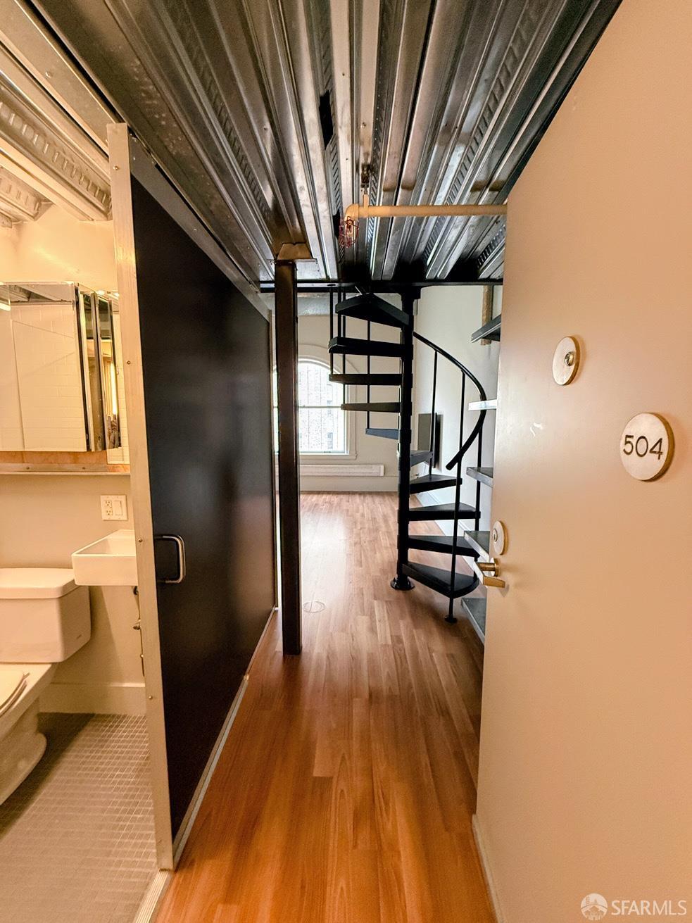 Photo #2: 426123297 Listing: Photo #2
