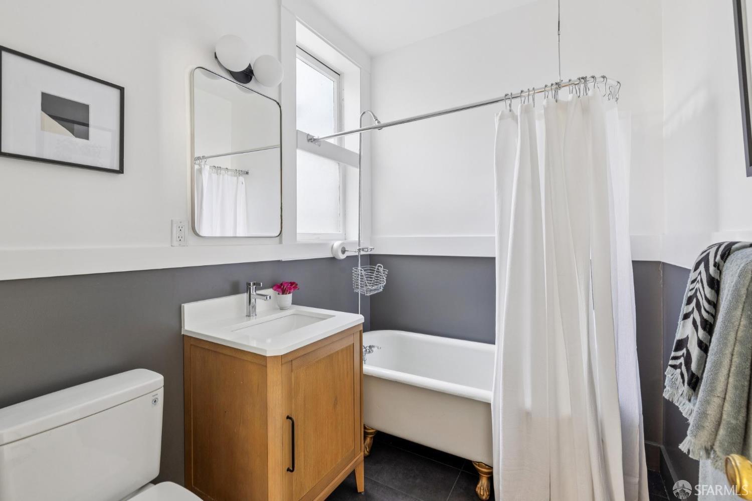 Photo #10: 426124602 Listing: Photo #10