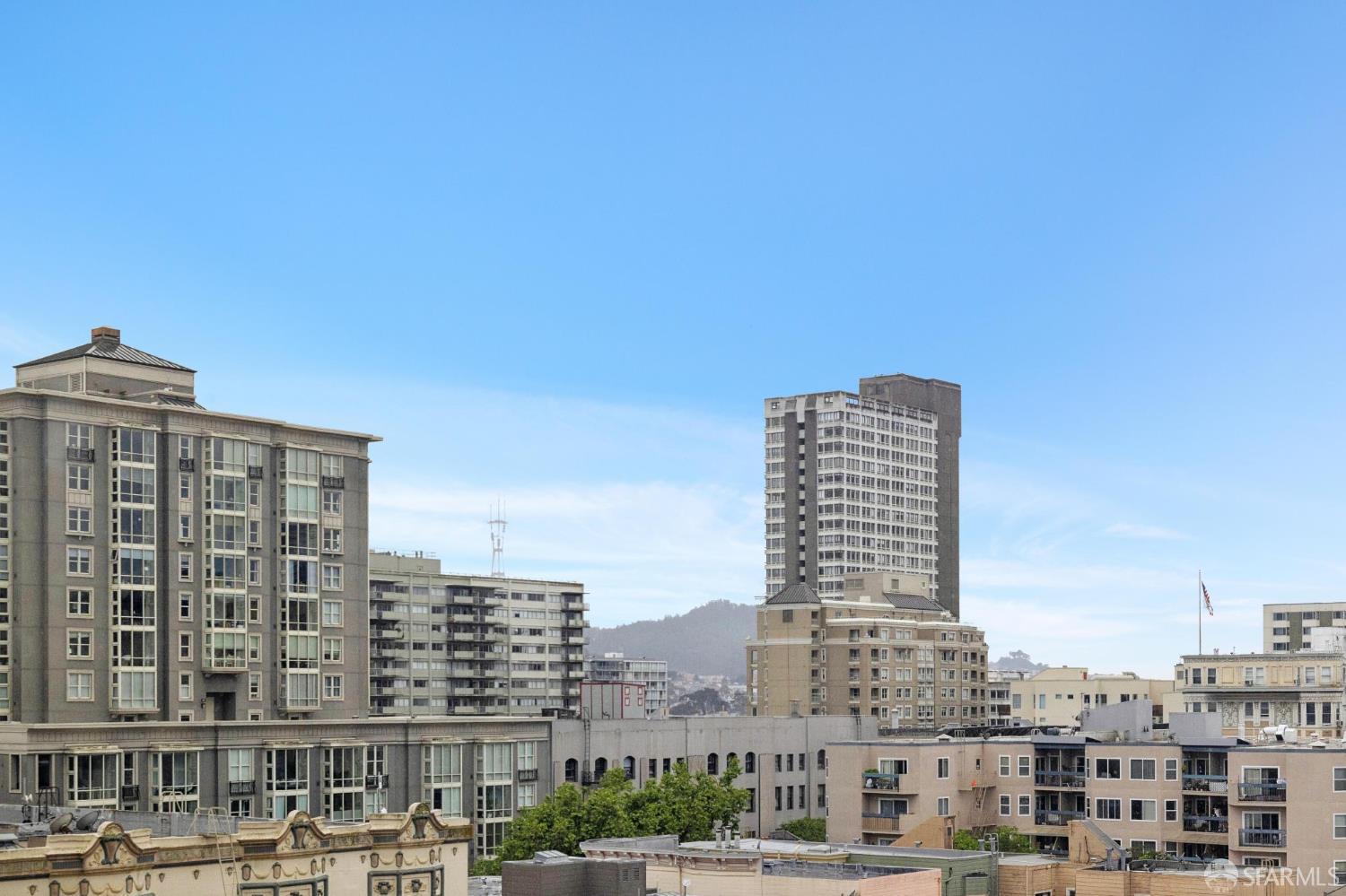 Photo #18: 426123540 Listing: Photo #18