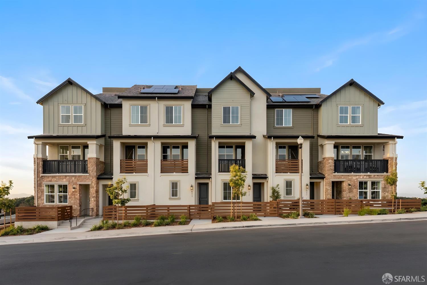 Front Image Thumbnail for SF426109745