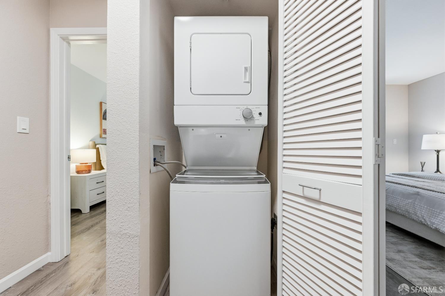 Photo #15: 426124347 Listing: Photo #15