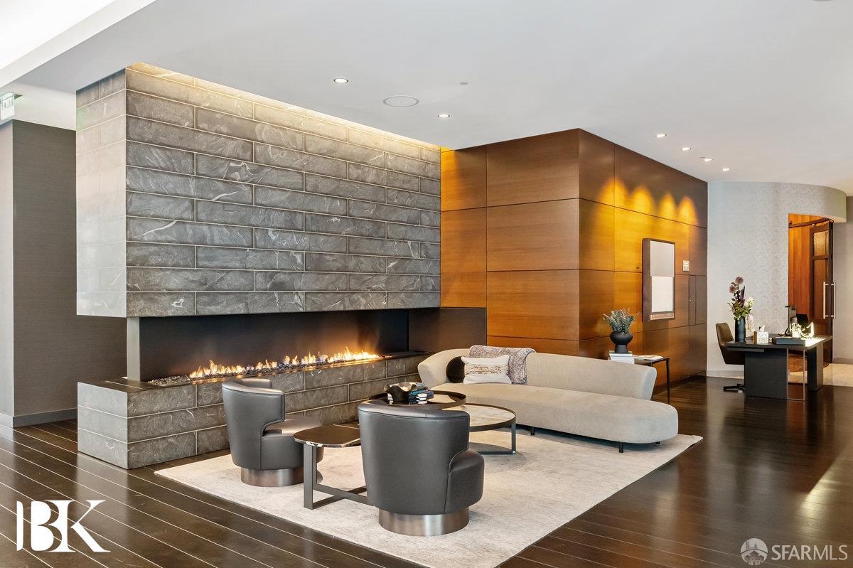 Photo #36: 426123351 Listing: Photo #36