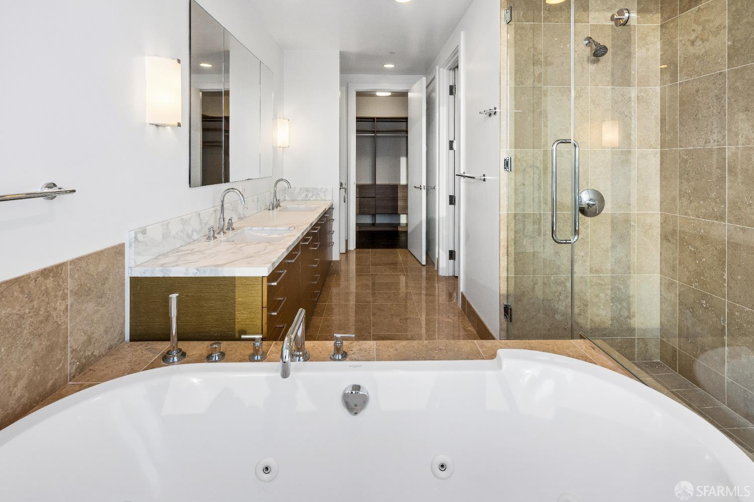 Photo #24: 426123351 Listing: Photo #24