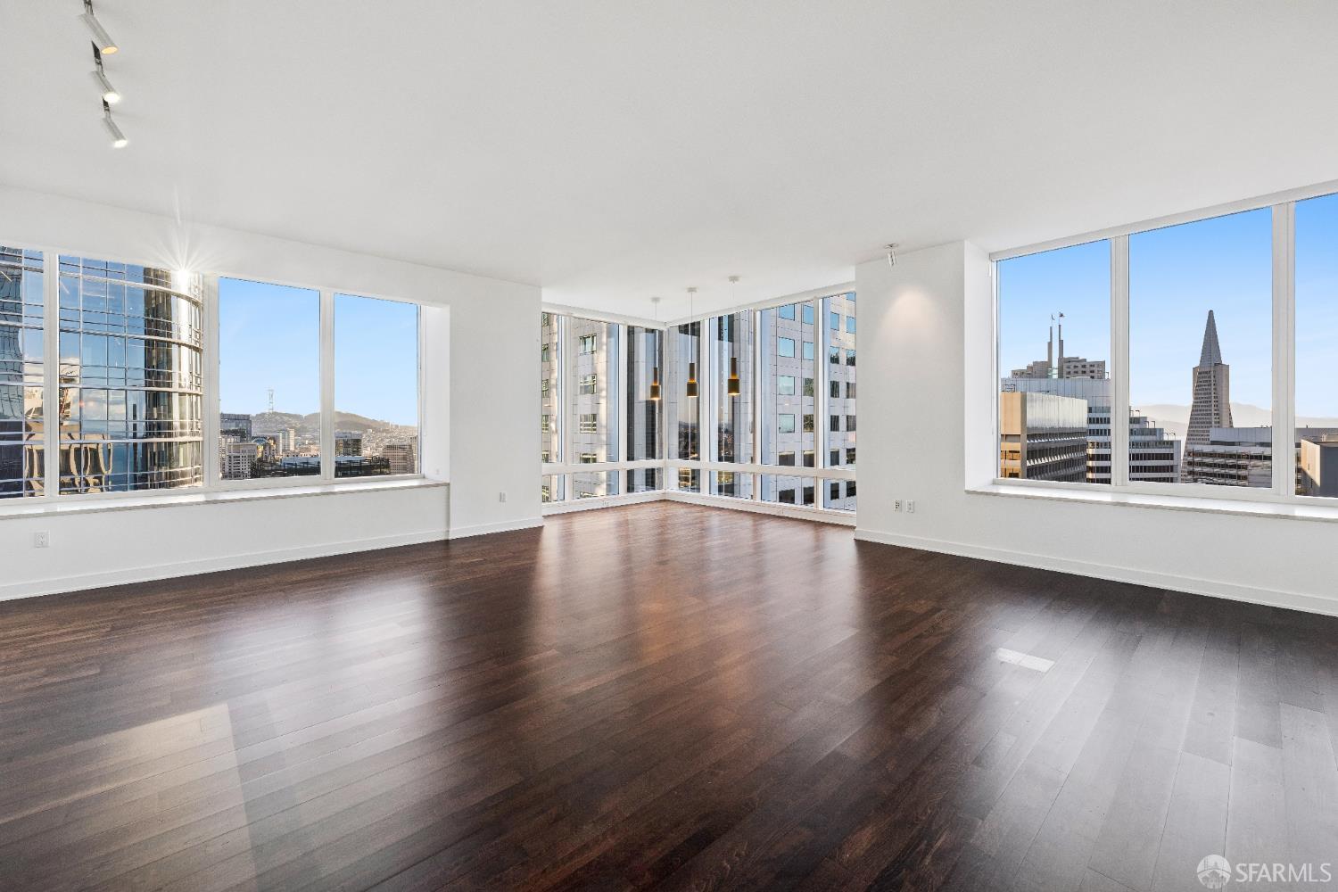 Photo #12: 426123351 Listing: Photo #12