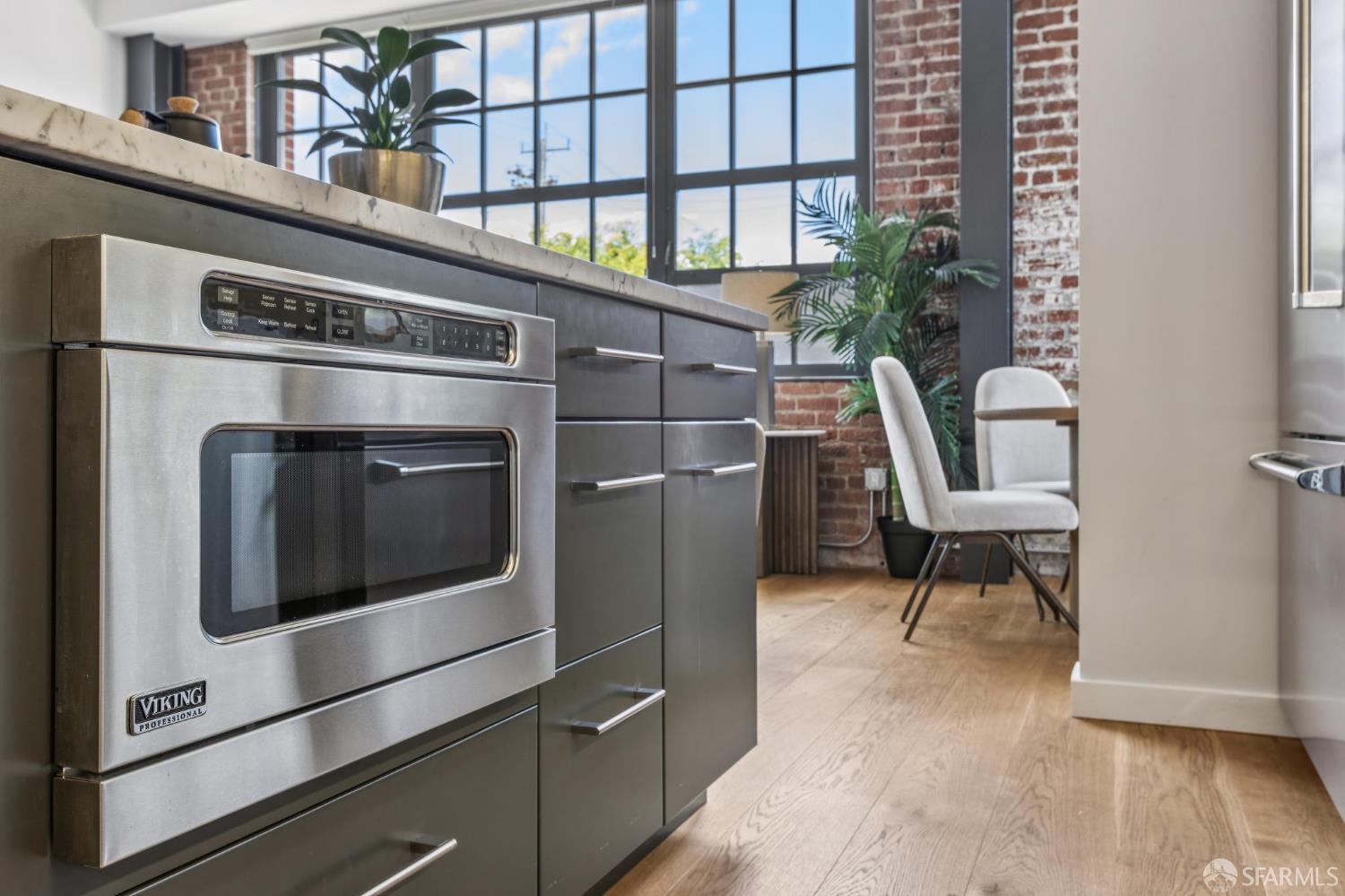 Photo #13: 426112677 Listing: Photo #13