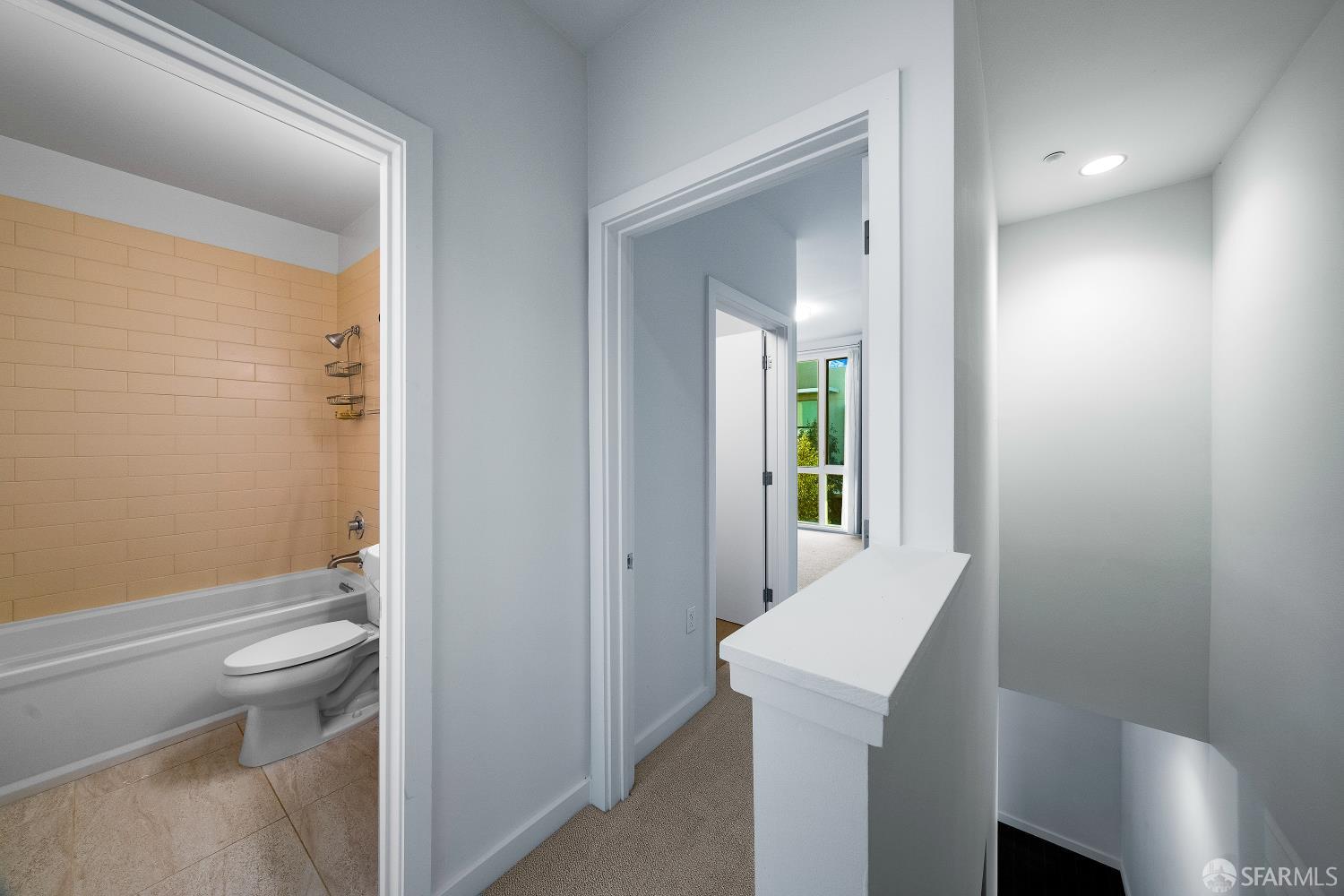 Photo #16: 426124442 Listing: Photo #16