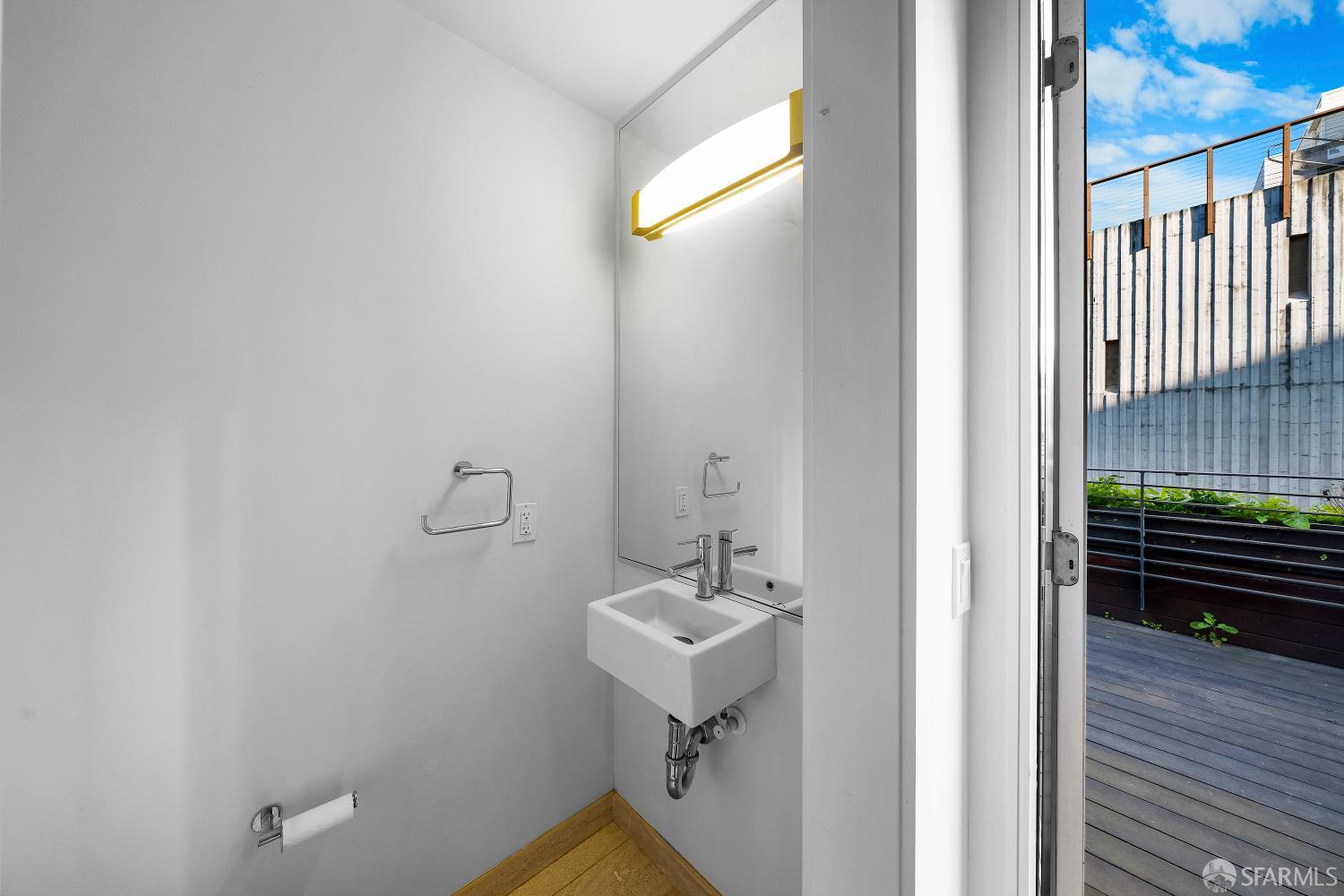 Photo #4: 426124442 Listing: Photo #4