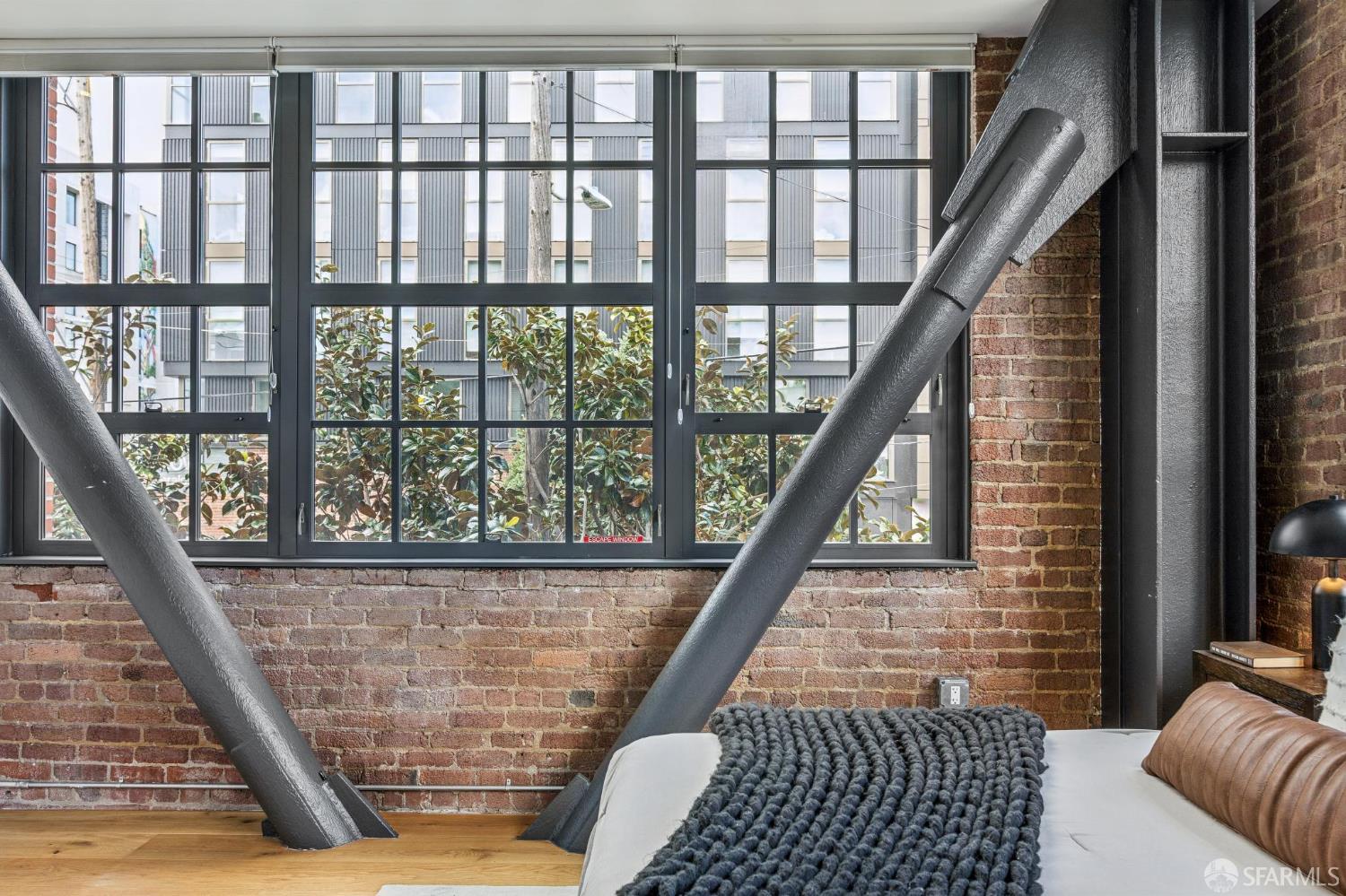 Photo #15: 426112677 Listing: Photo #15