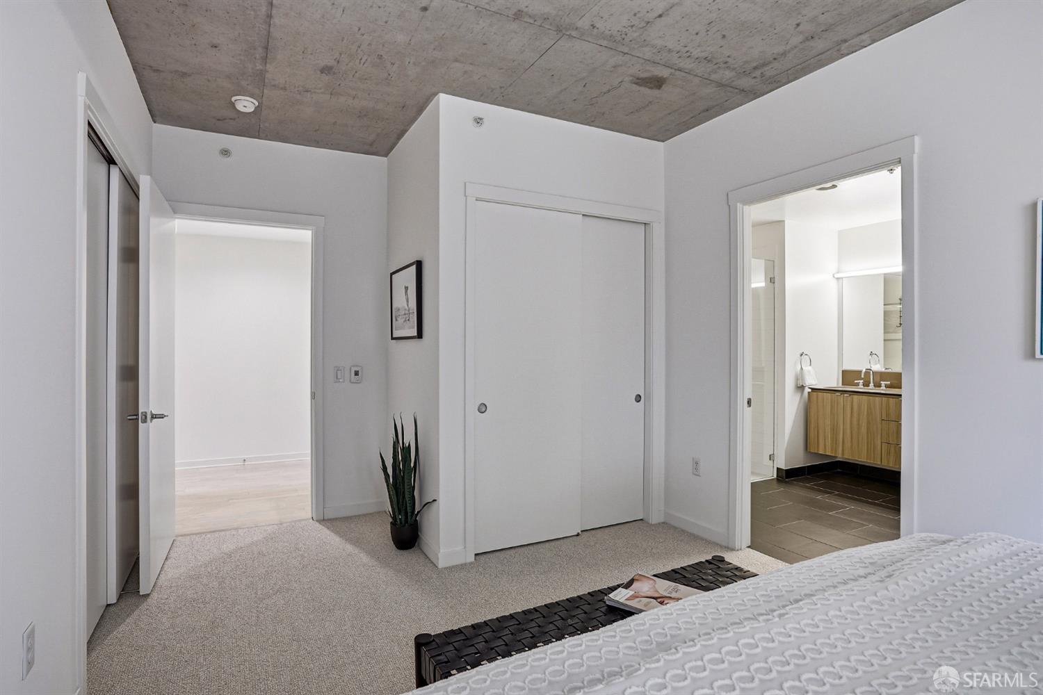 Photo #7: 426124573 Listing: Photo #7