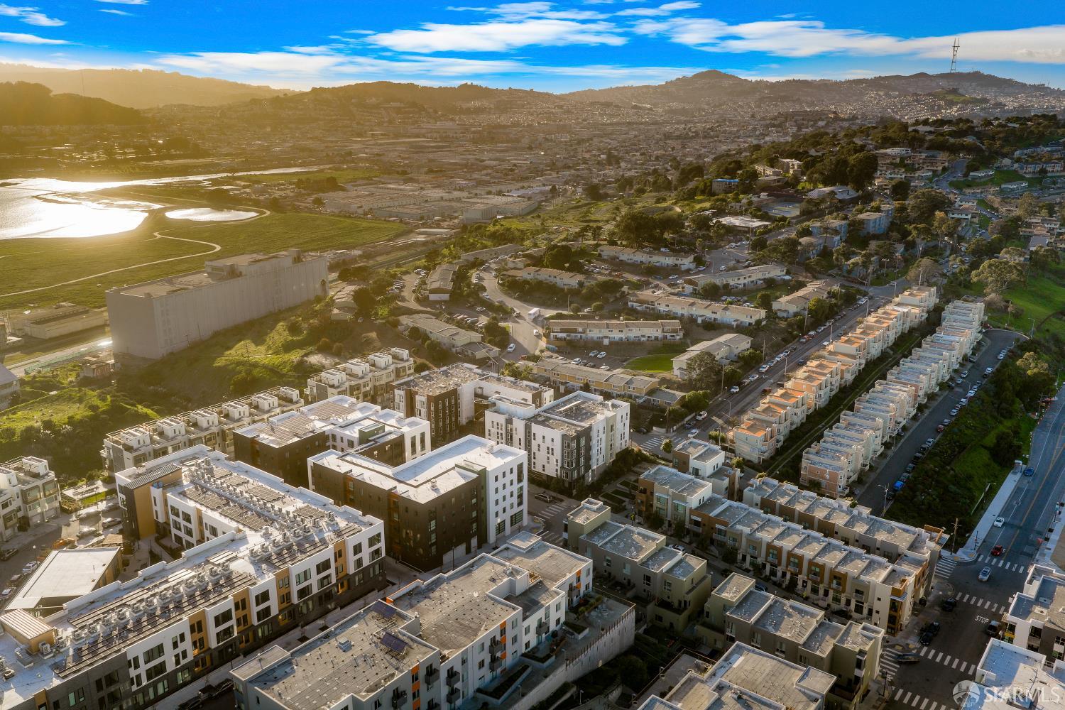 Photo #32: 426124442 Listing: Photo #32