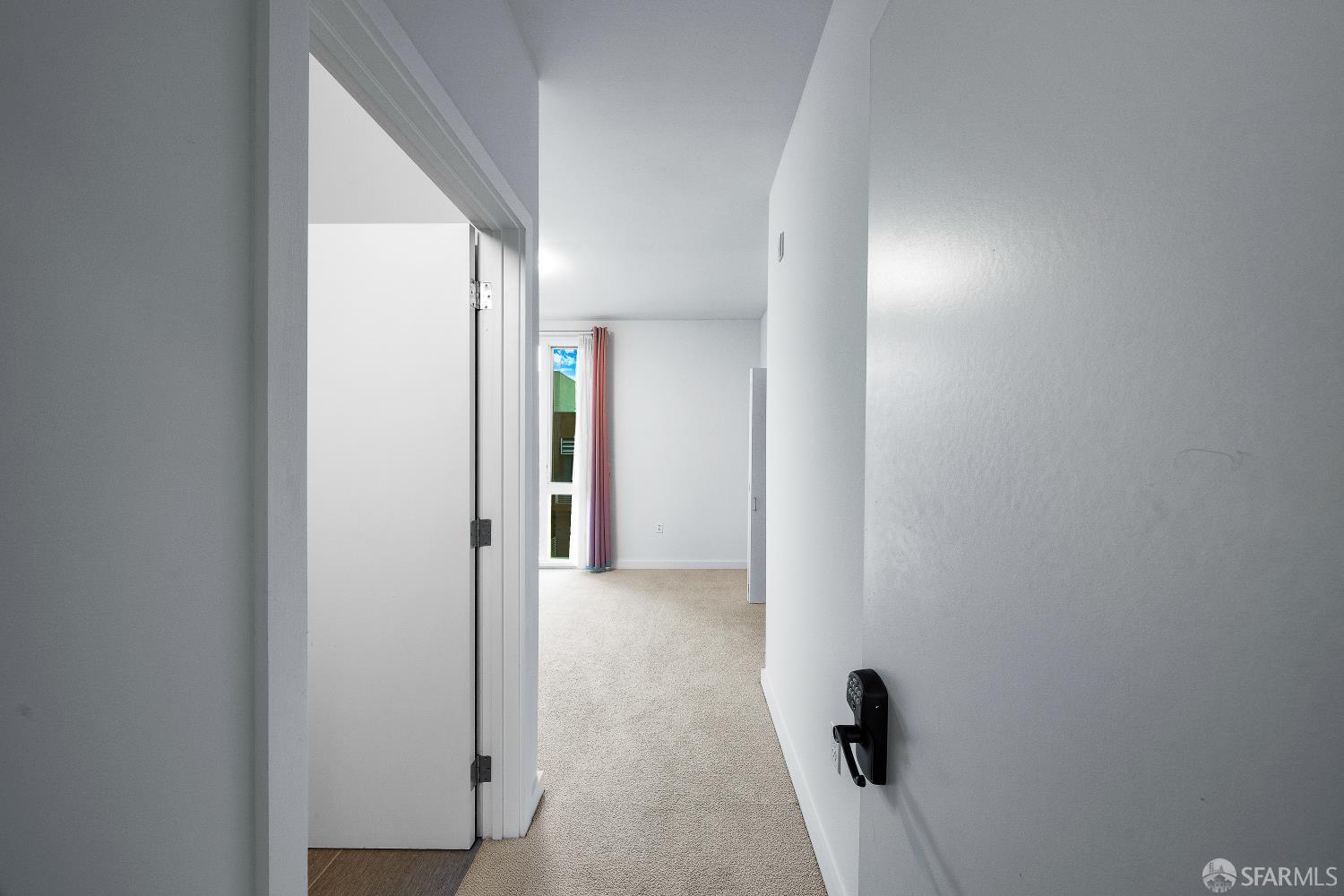 Photo #10: 426124442 Listing: Photo #10