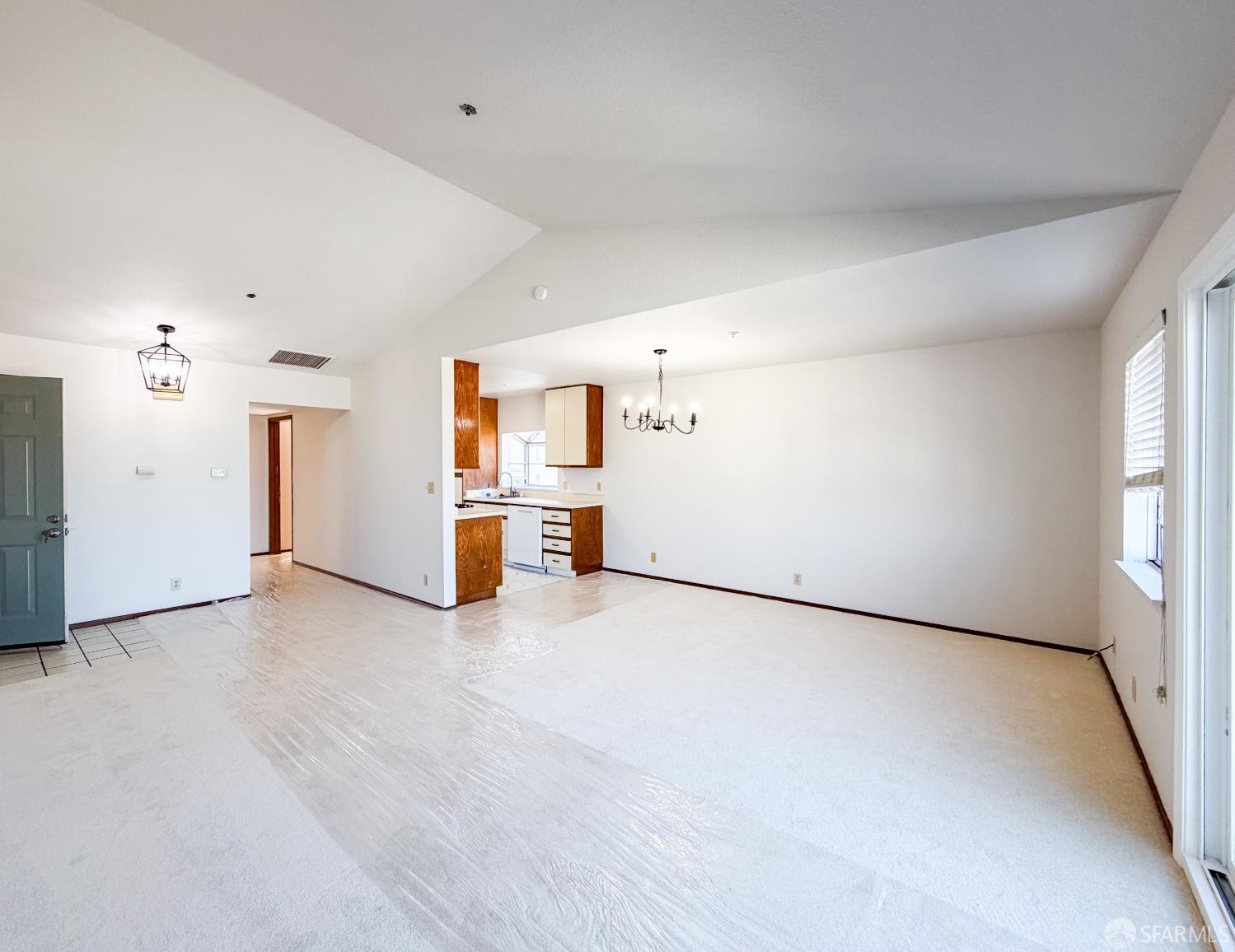 Photo #9: 426119464 Listing: Photo #9