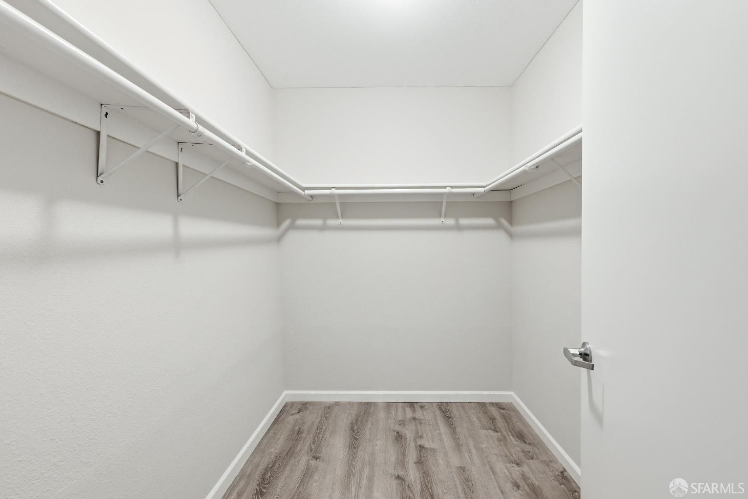 Photo #22: 426124347 Listing: Photo #22