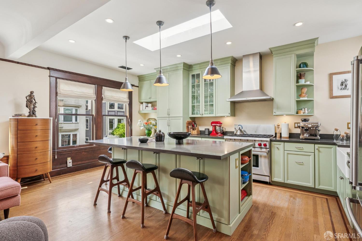 Photo #8: 426124358 Listing: Photo #8