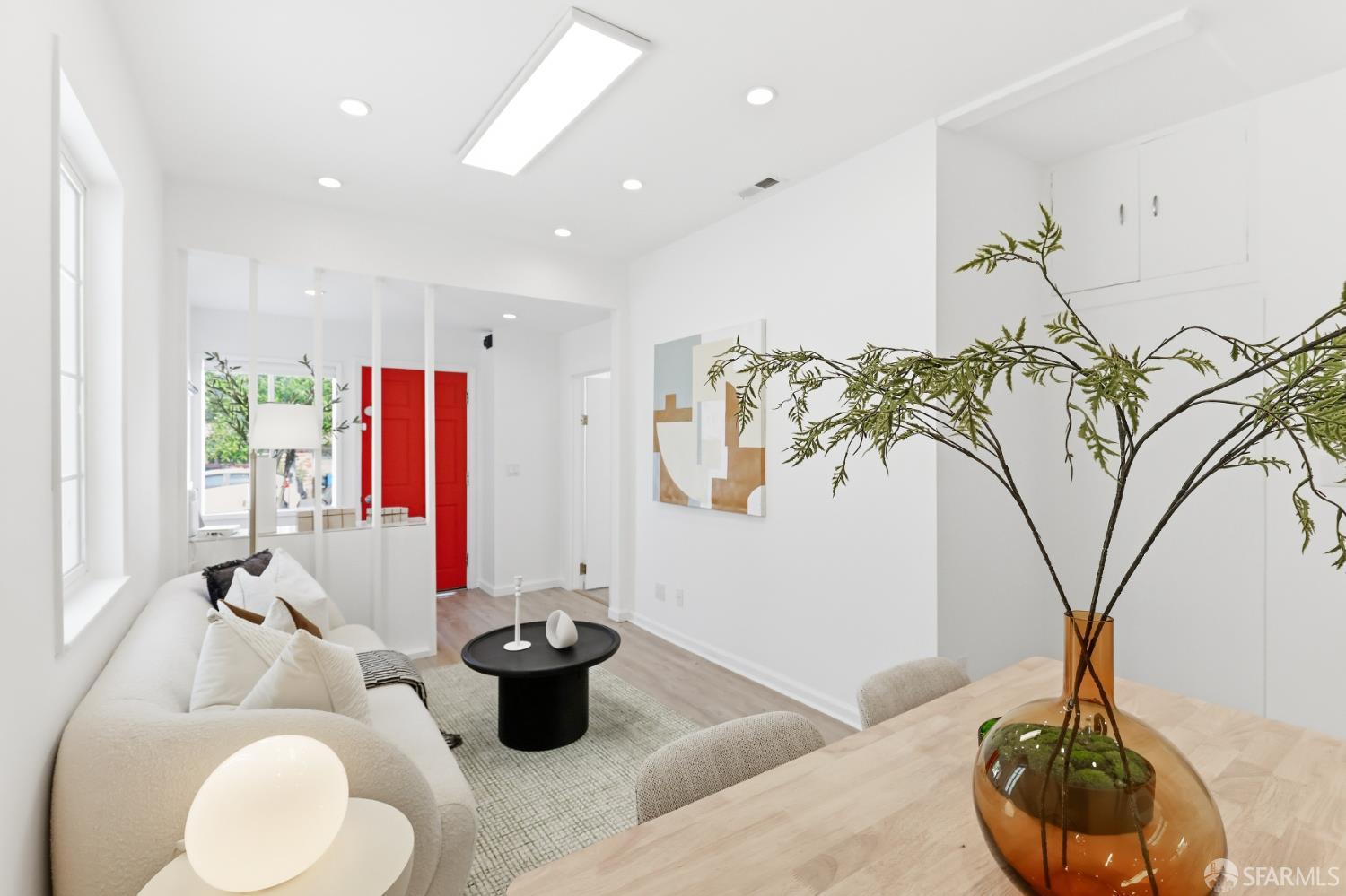 Front Image Thumbnail for SF426124395