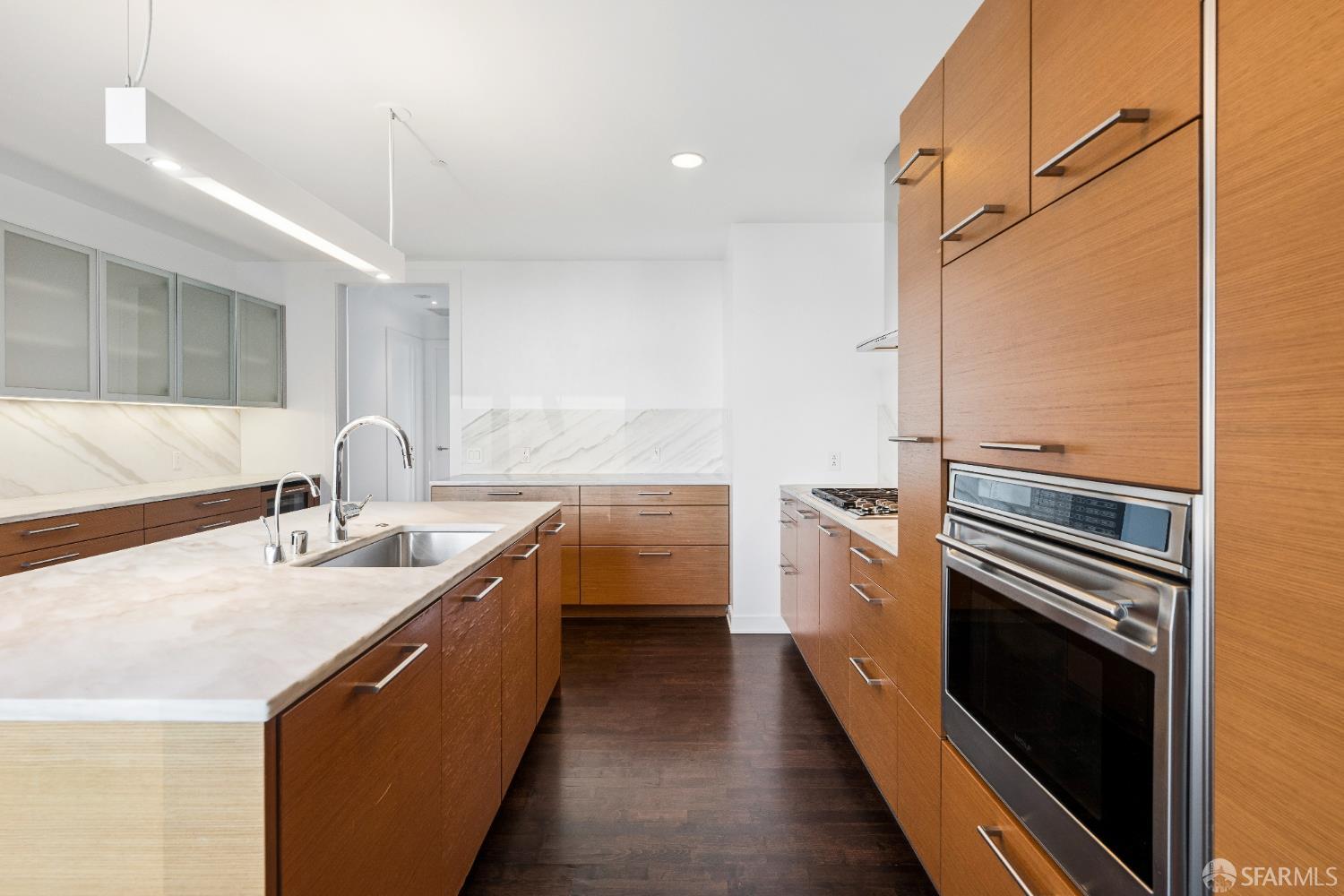 Photo #15: 426123351 Listing: Photo #15