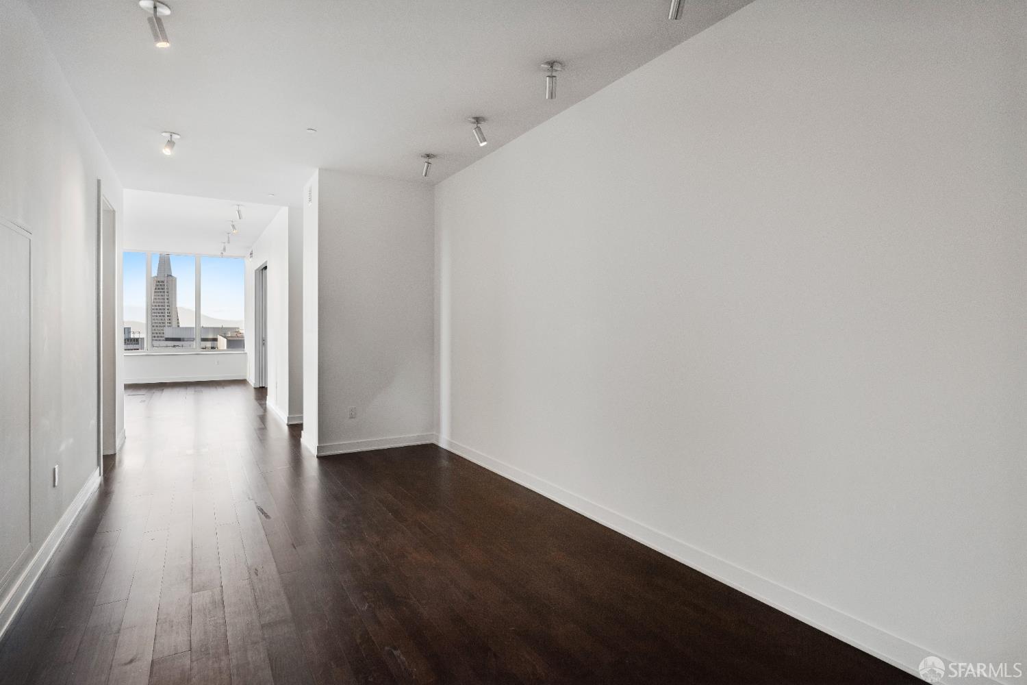 Photo #16: 426123351 Listing: Photo #16