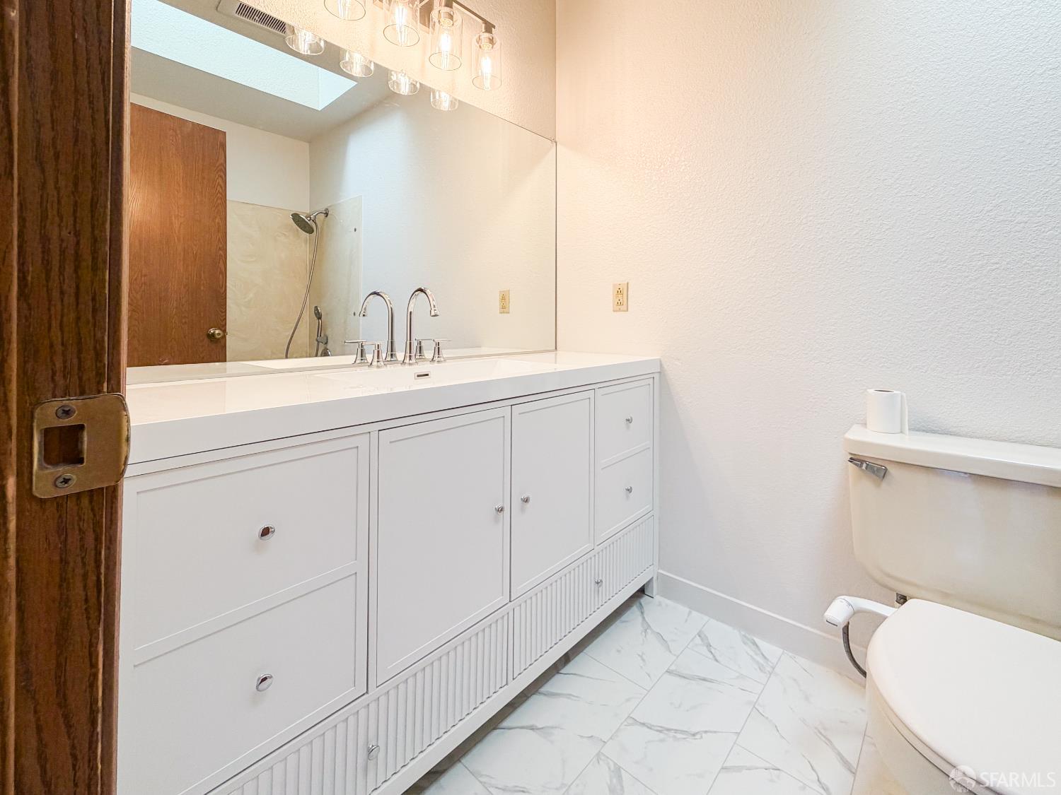 Photo #12: 426119464 Listing: Photo #12