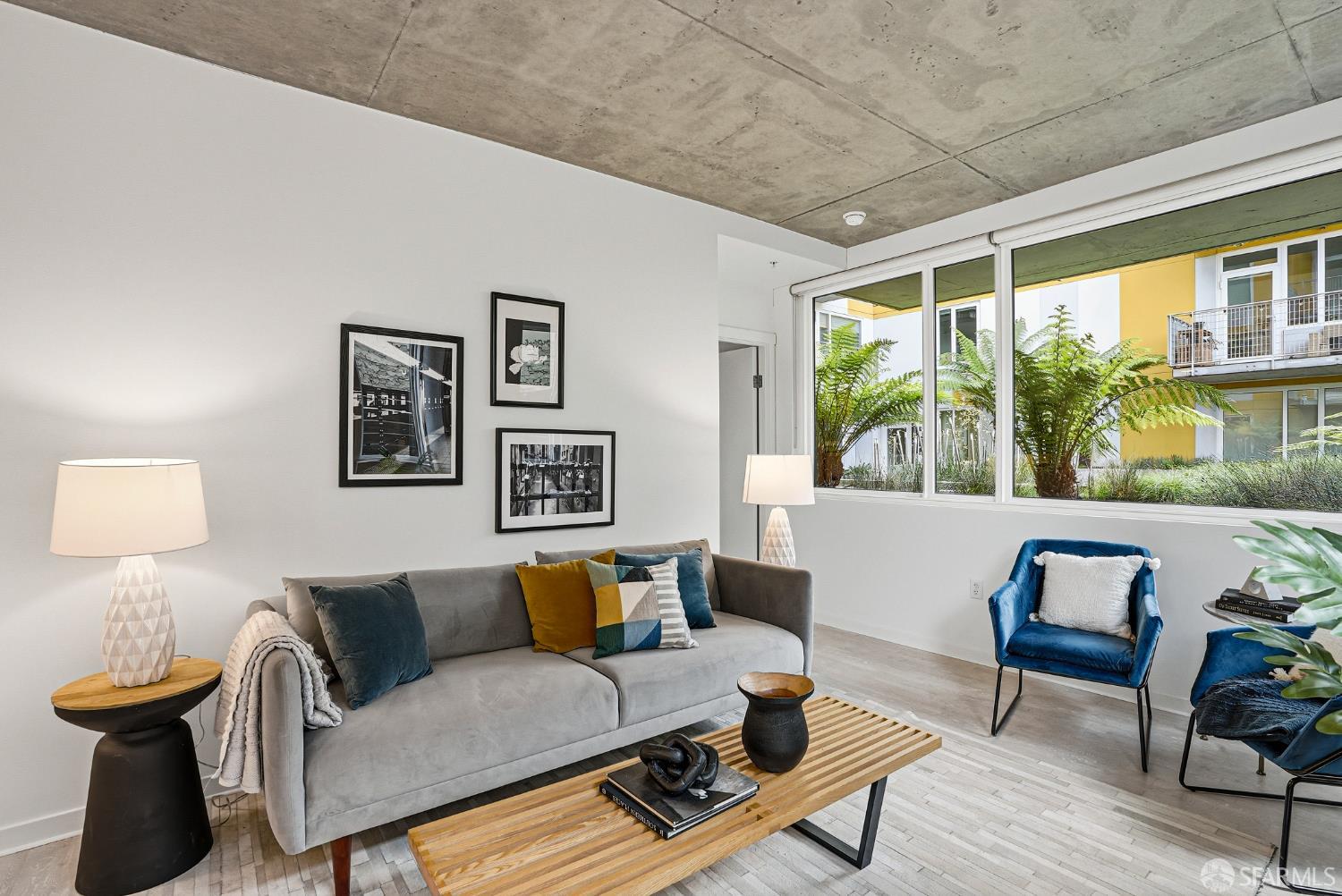 Photo #2: 426124573 Listing: Photo #2