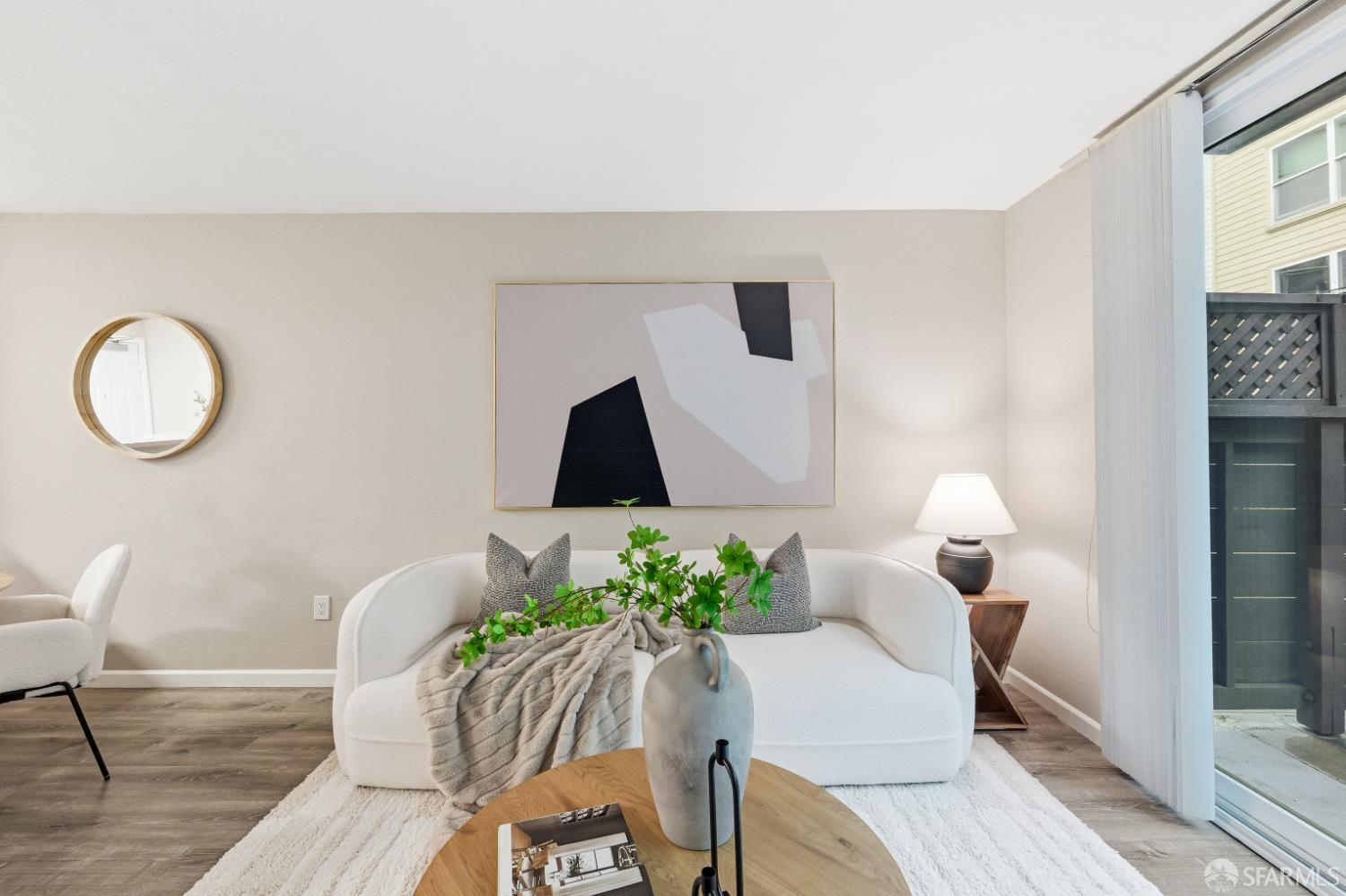 Photo #5: 426124347 Listing: Photo #5