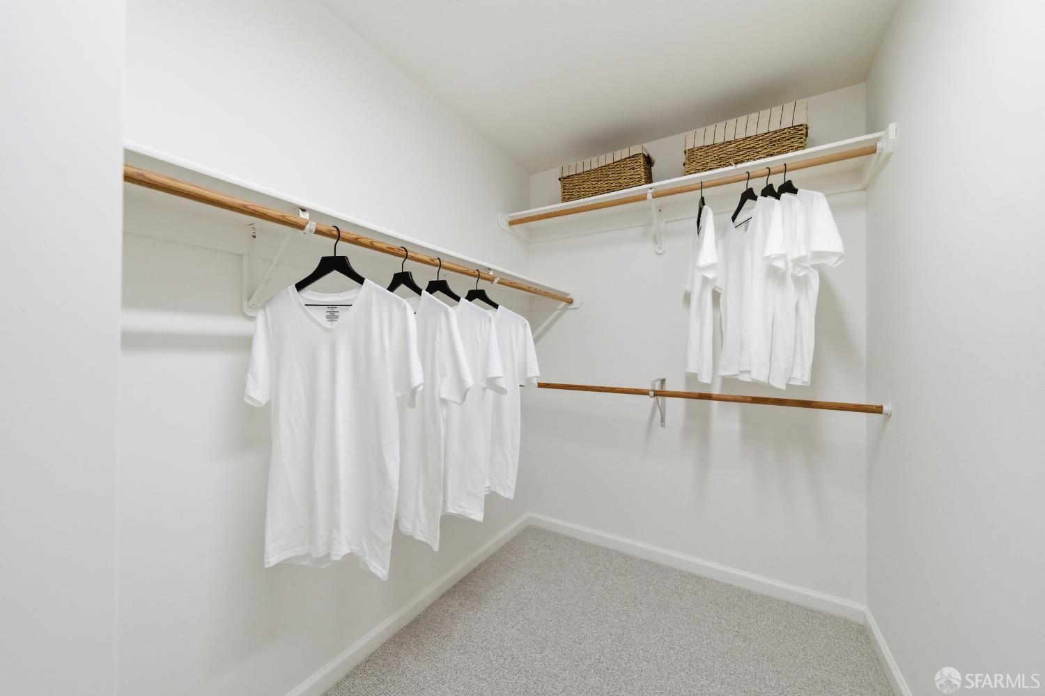 Photo #24: 426124394 Listing: Photo #24