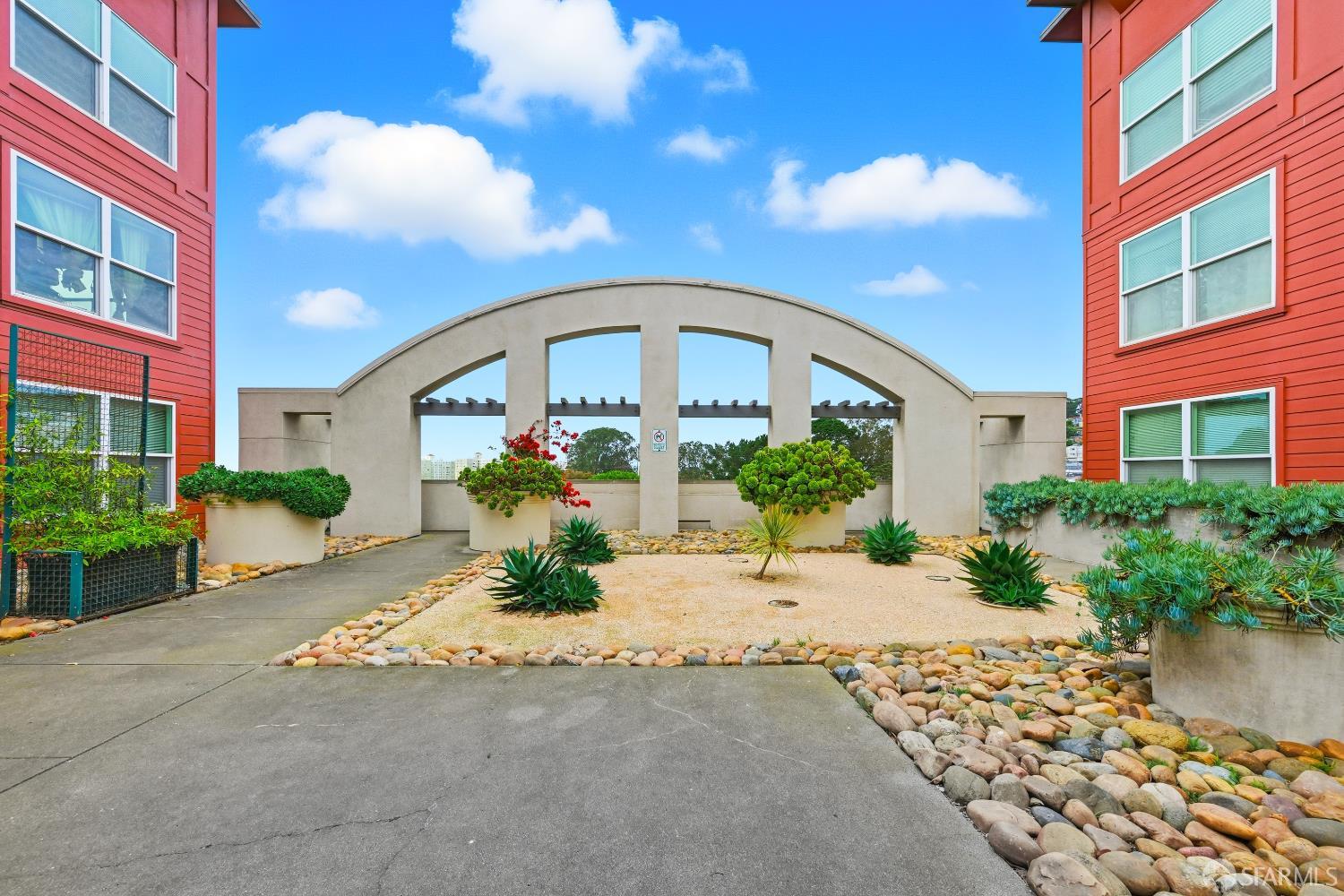 Photo #35: 426124347 Listing: Photo #35