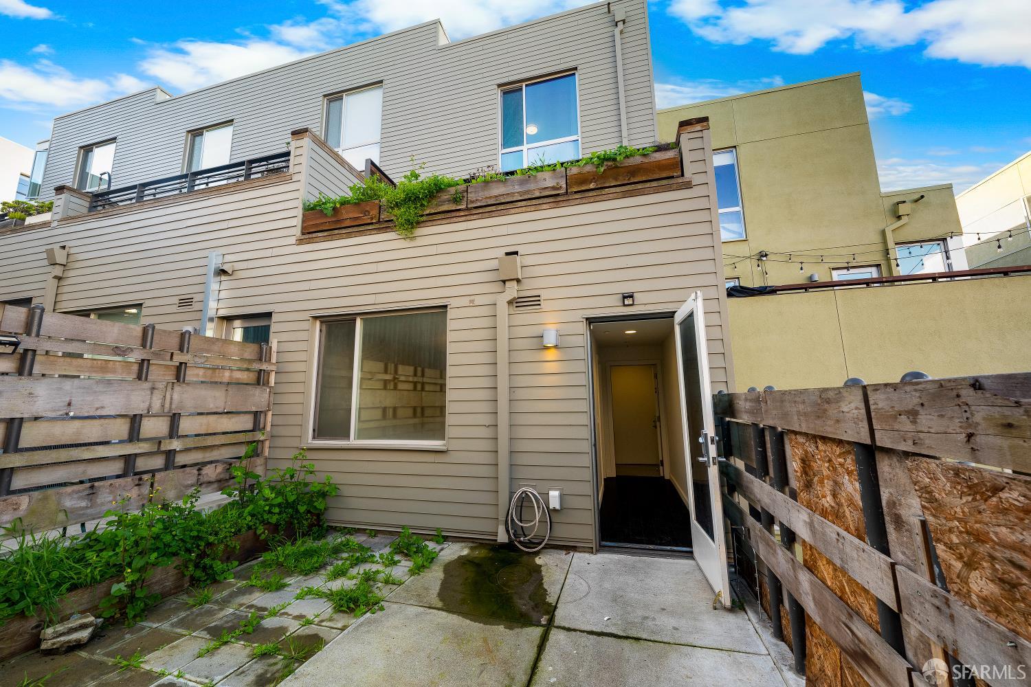 Photo #25: 426124442 Listing: Photo #25