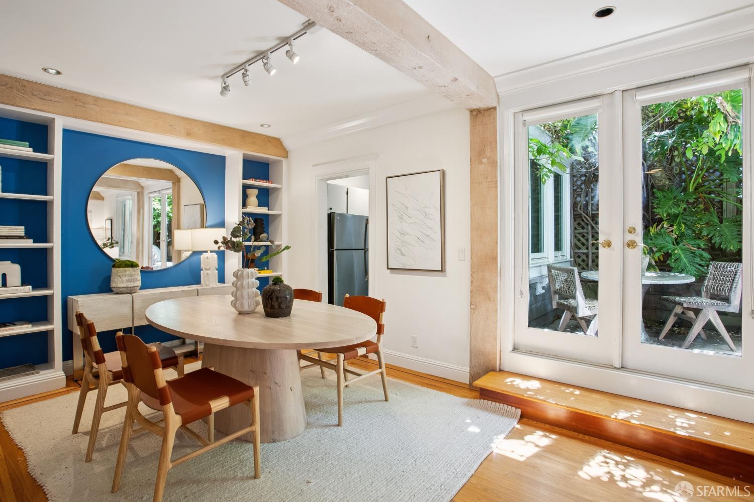 Photo #4: 426123563 Listing: Photo #4