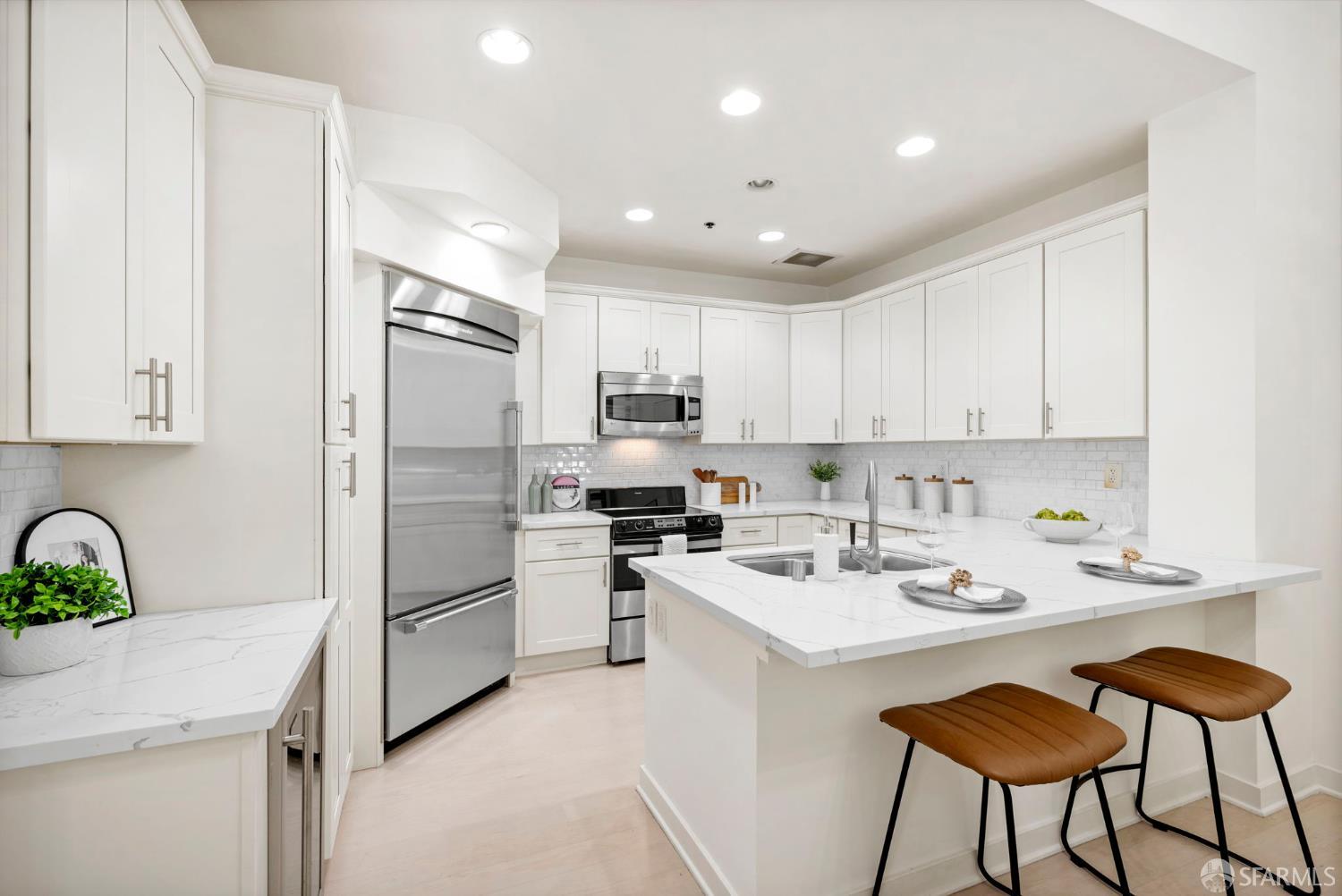 Photo #9: 426115248 Listing: Photo #9