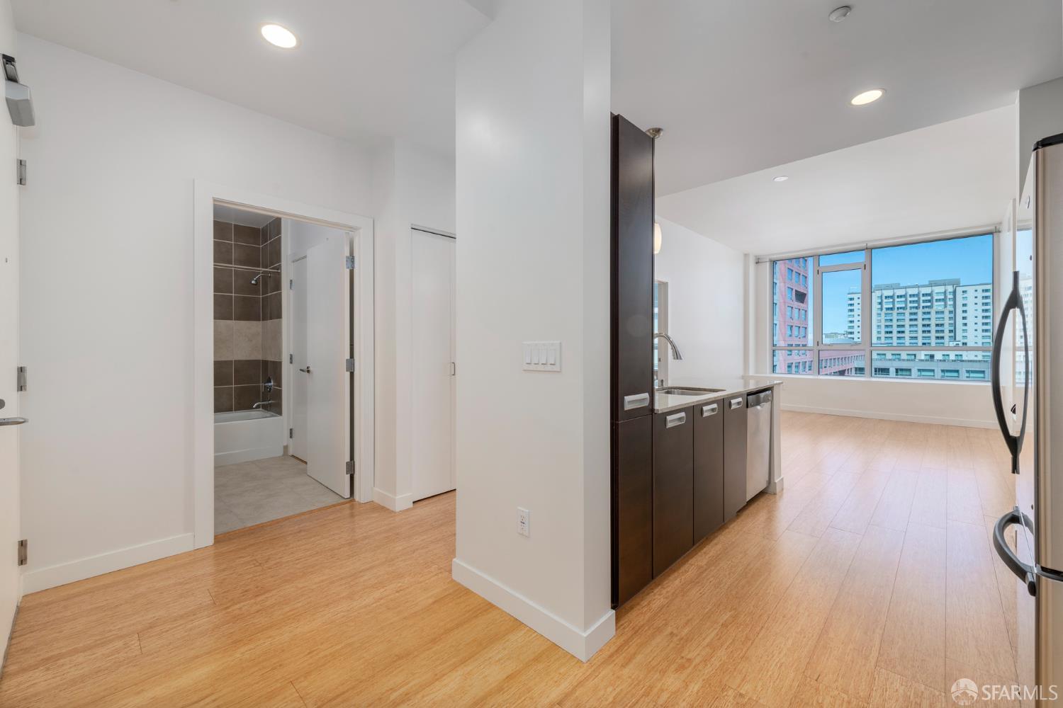 Photo #20: 426124363 Listing: Photo #20