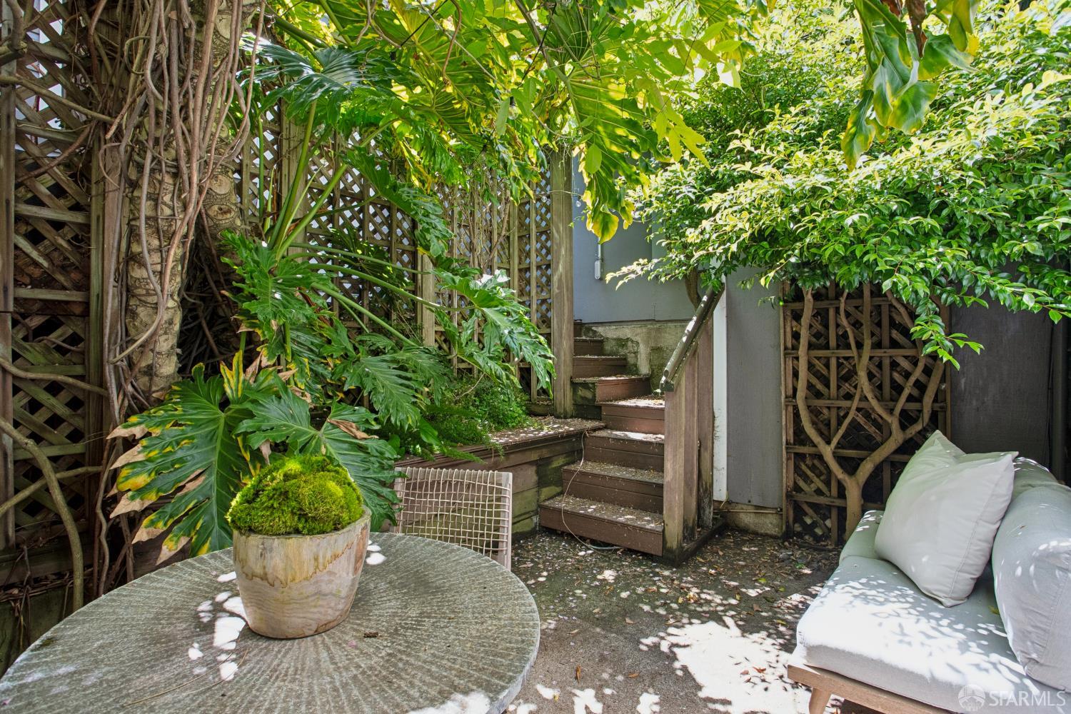 Photo #23: 426123563 Listing: Photo #23