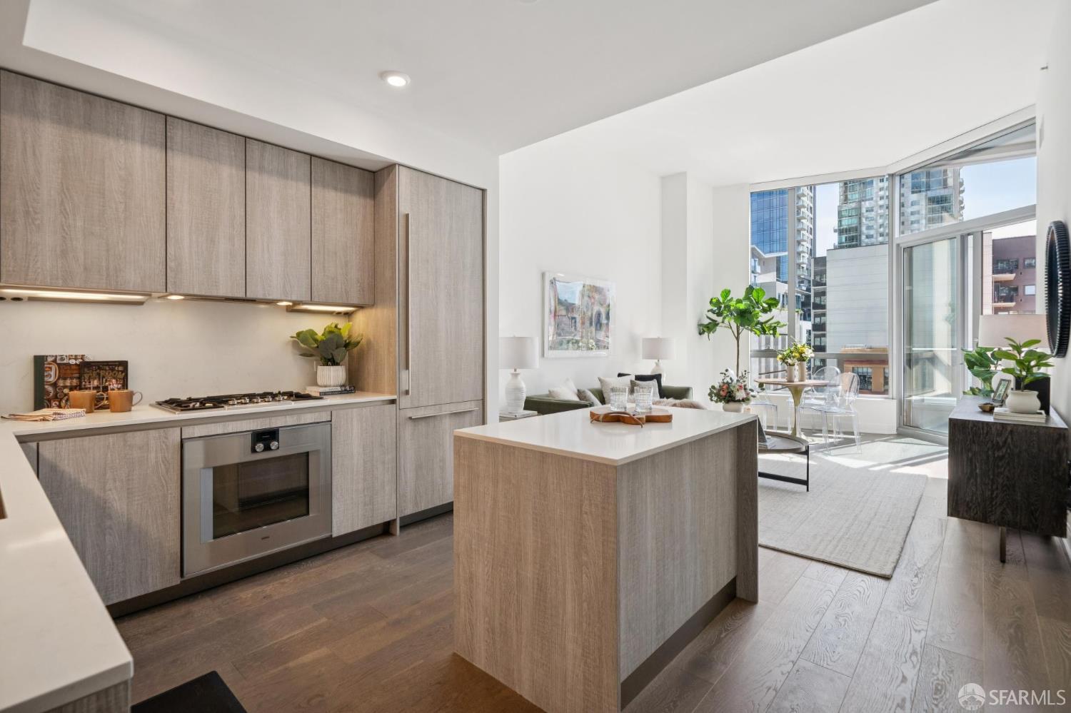 Photo #4: 426124736 Listing: Photo #4