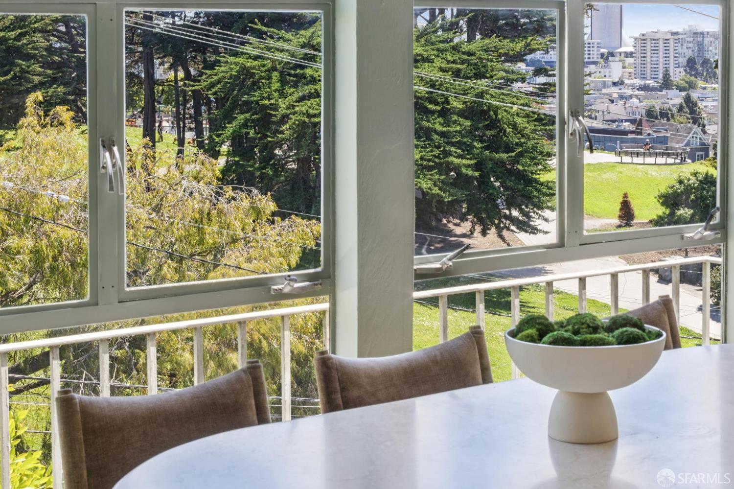 Photo #8: 426125077 Listing: Photo #8