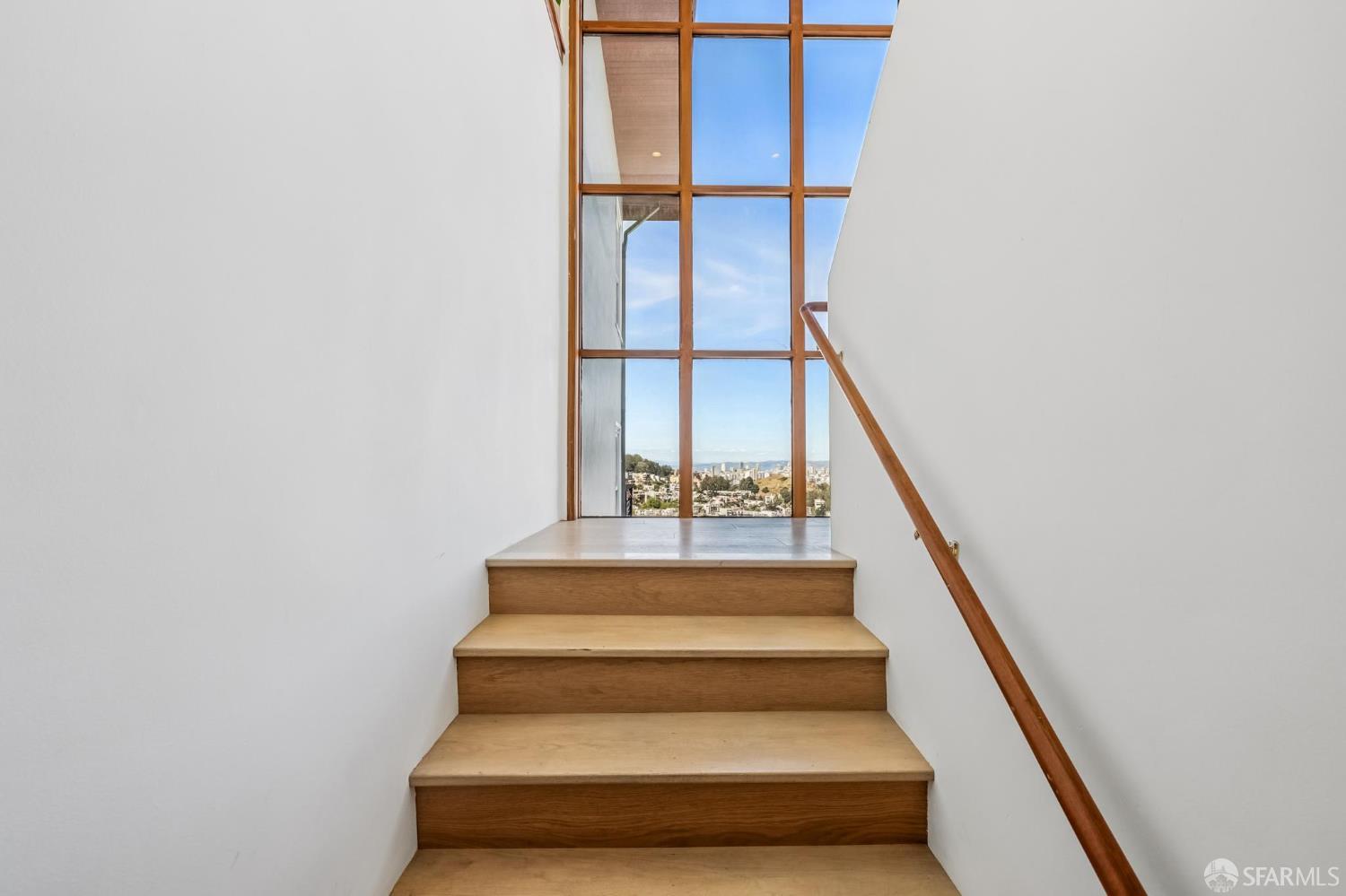 Photo #3: 426124774 Listing: Photo #3