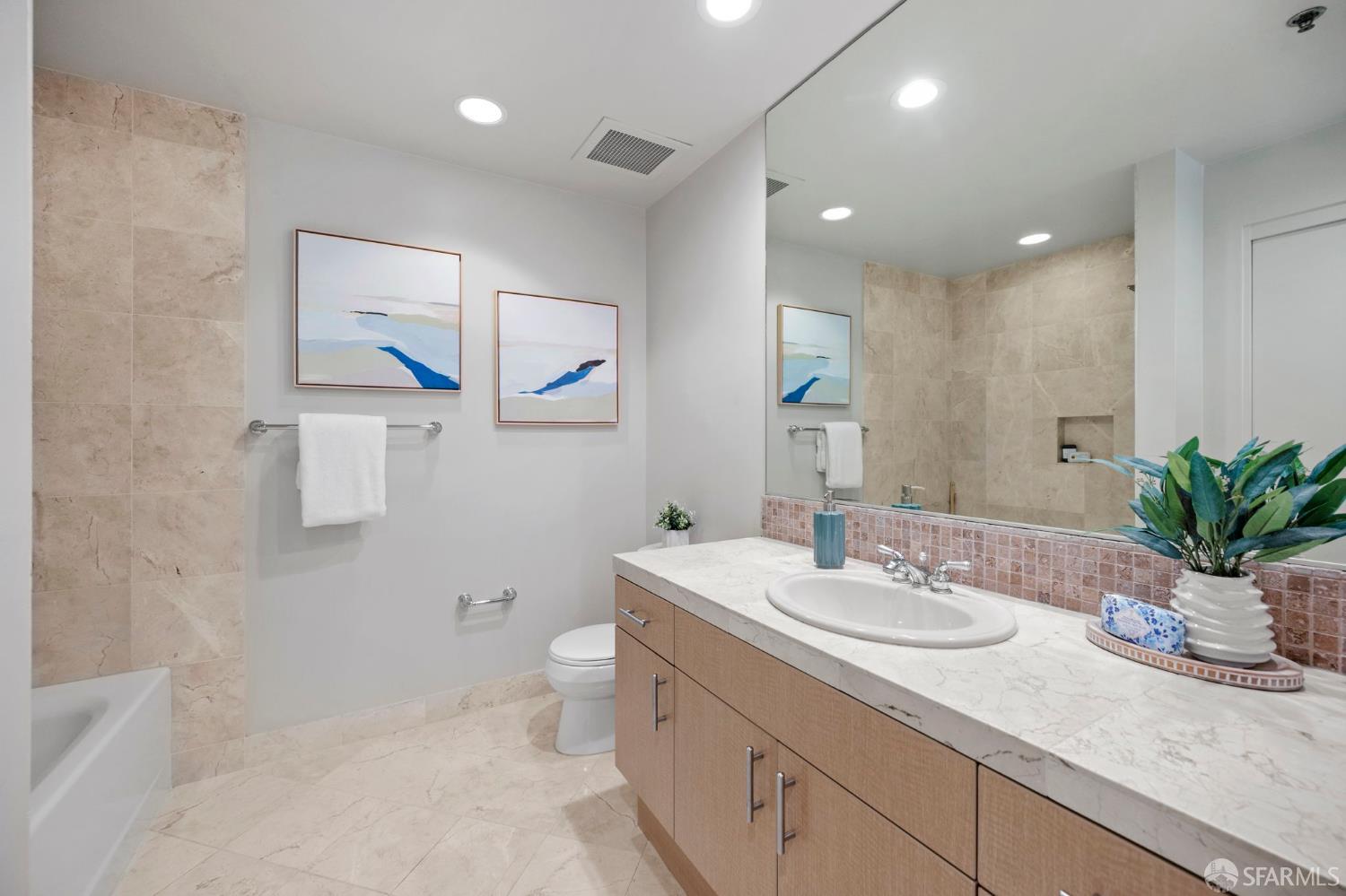 Photo #34: 426115248 Listing: Photo #34