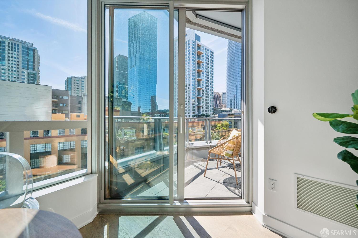 Photo #21: 426124736 Listing: Photo #21