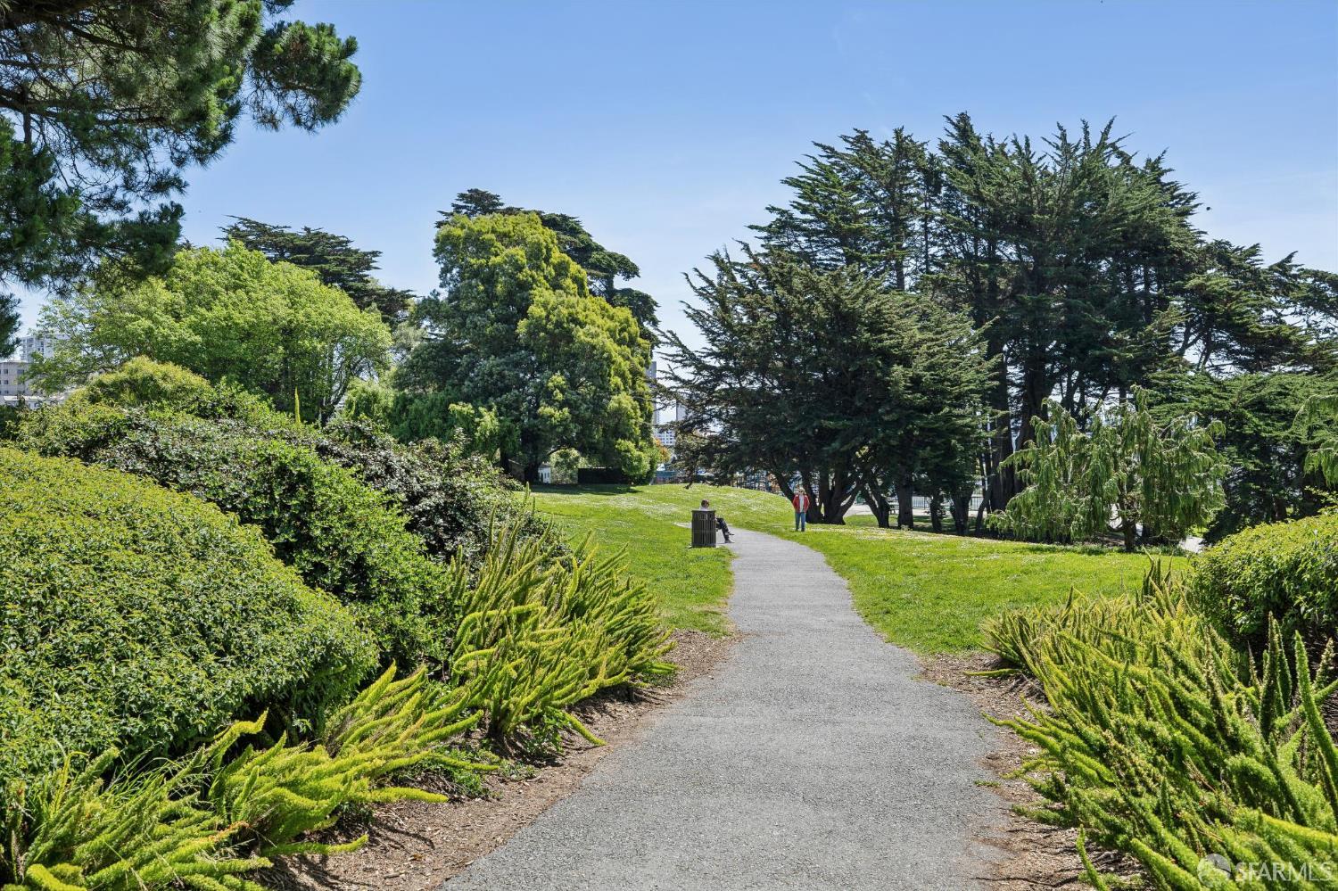 Photo #14: 426125077 Listing: Photo #14