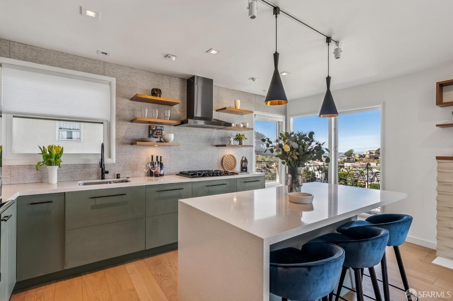 Photo #14: 426124774 Listing: Photo #14