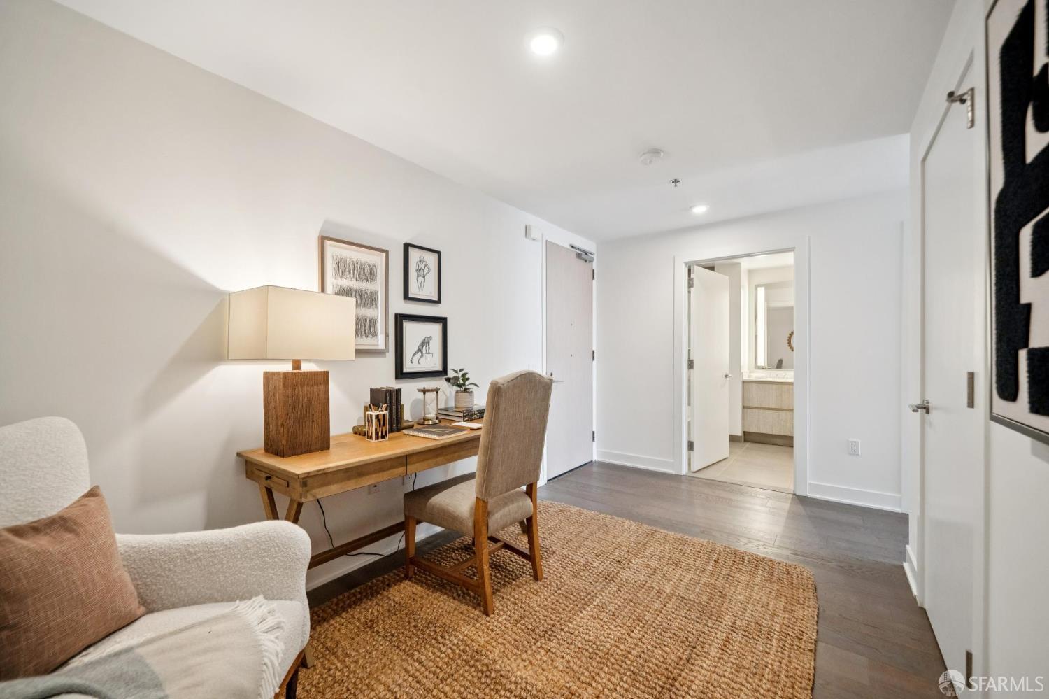 Photo #6: 426124736 Listing: Photo #6