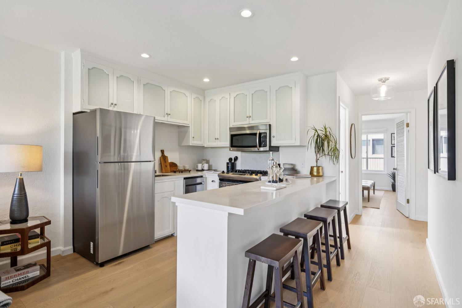 Photo #9: 426125077 Listing: Photo #9