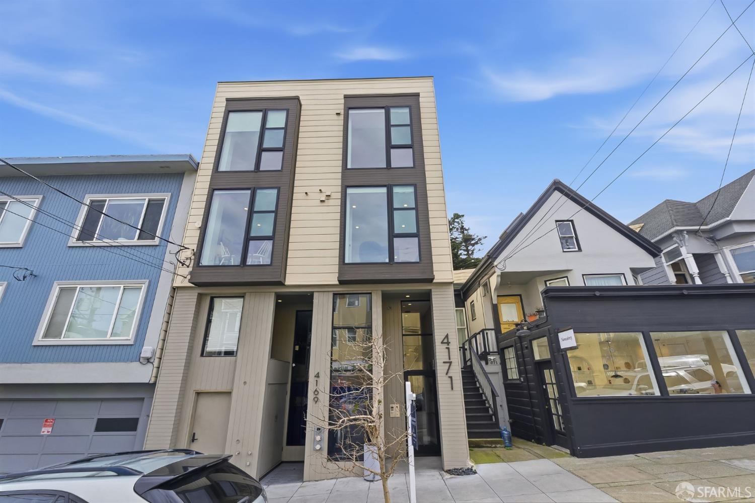 Photo #1: 426124805 Listing: Photo #1