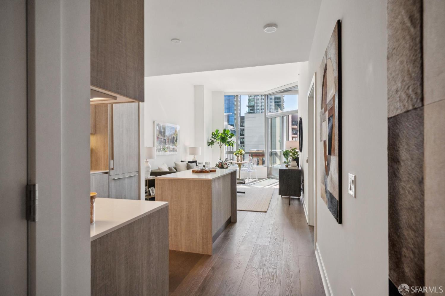 Photo #3: 426124736 Listing: Photo #3