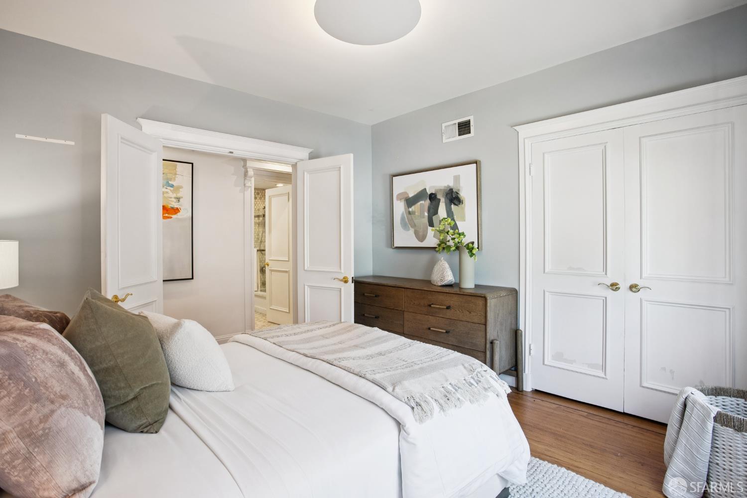 Photo #14: 426123563 Listing: Photo #14