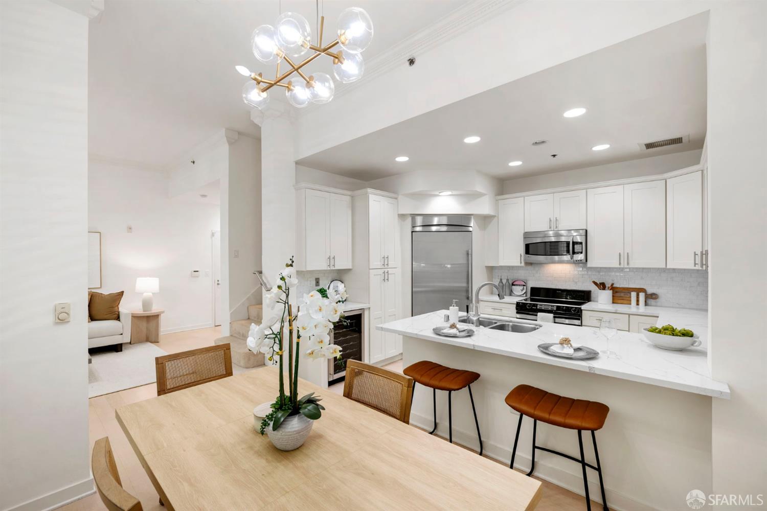 Photo #8: 426115248 Listing: Photo #8