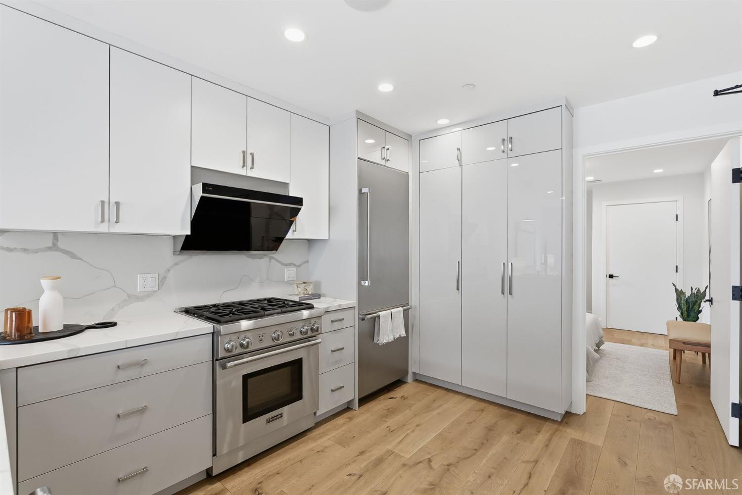 Photo #7: 426124805 Listing: Photo #7