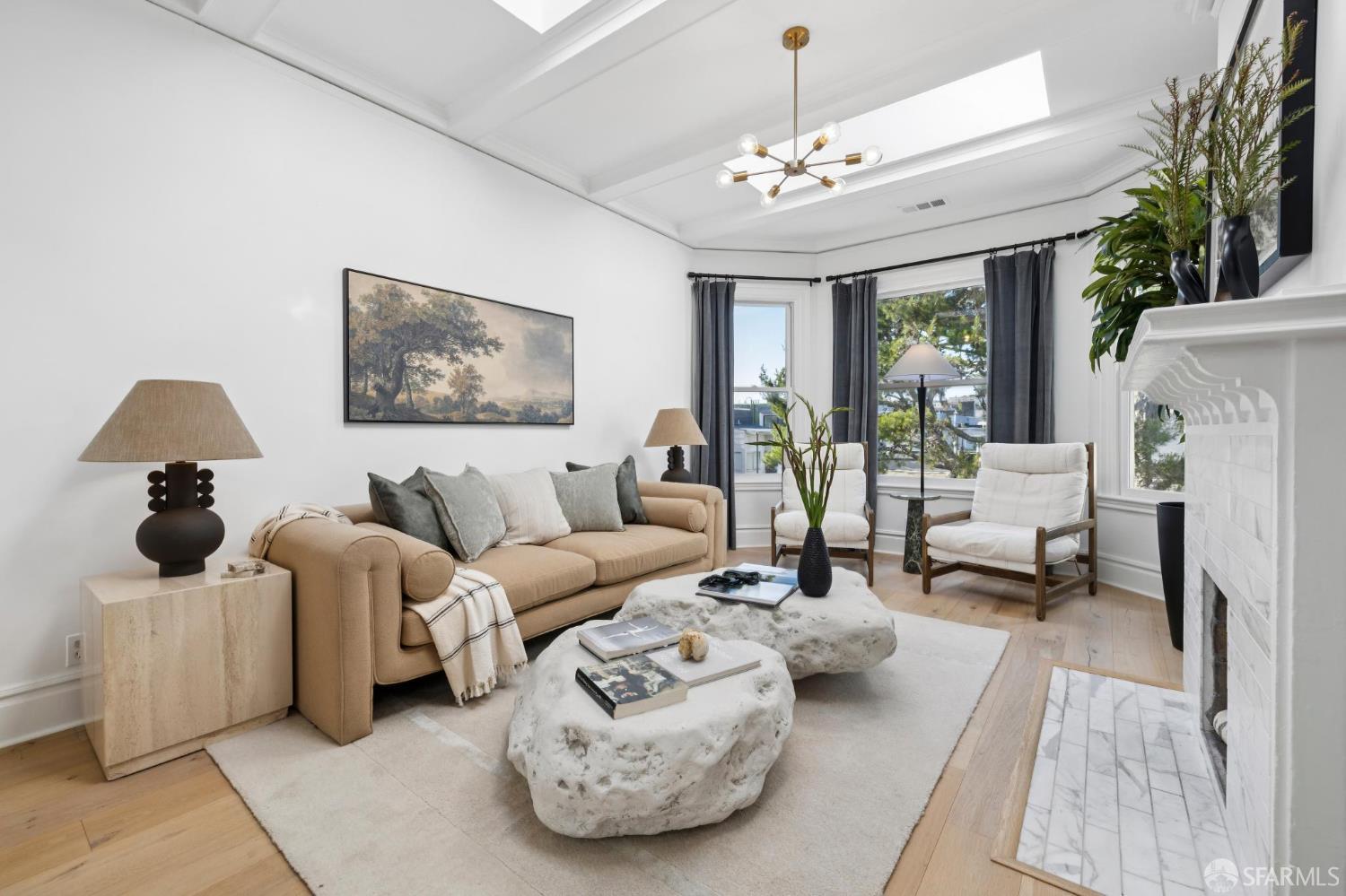 Photo #5: 426118970 Listing: Photo #5