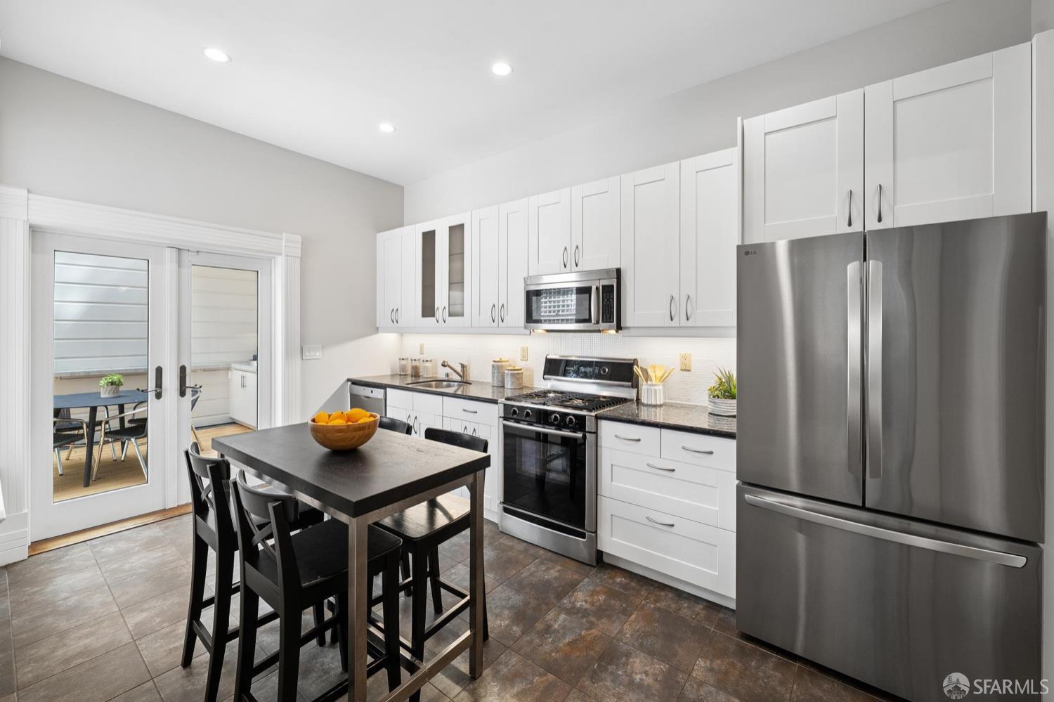 Photo #15: 426125269 Listing: Photo #15