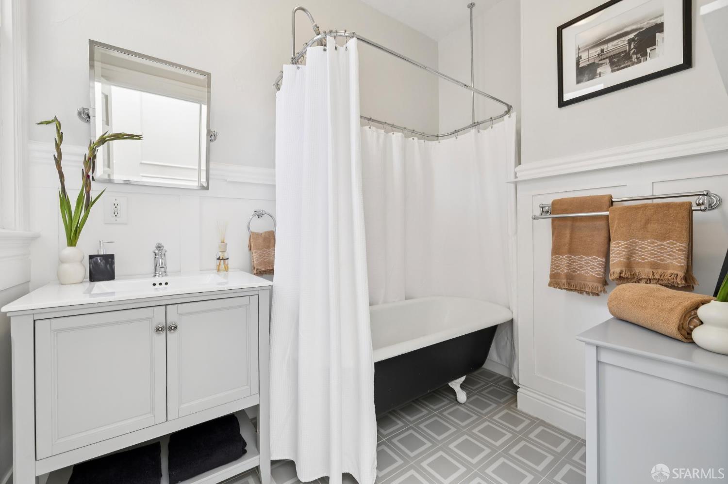 Photo #27: 426118970 Listing: Photo #27