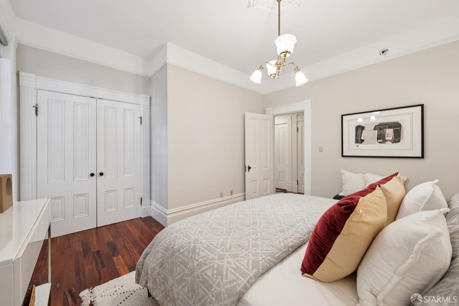 Photo #10: 426125269 Listing: Photo #10